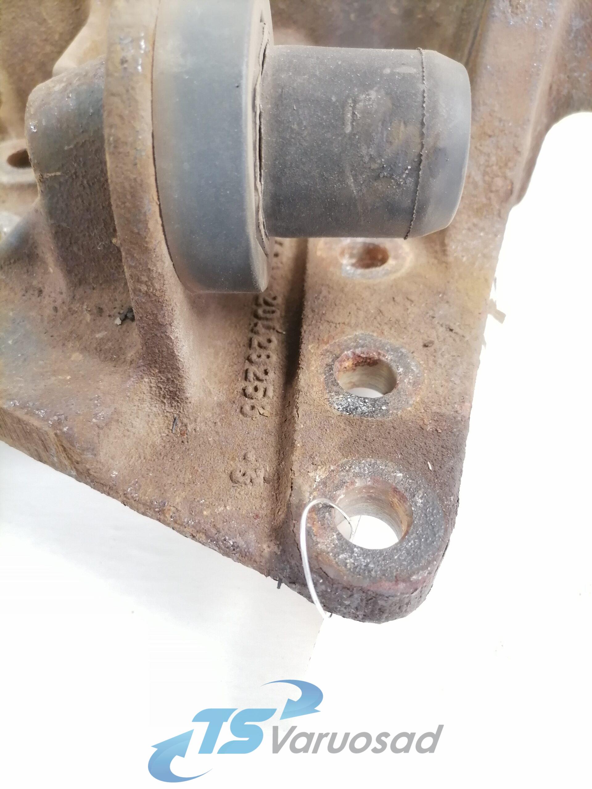 Volvo raamiotsa kandur, vasak