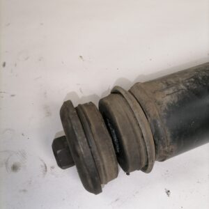 Esisilla amortisaator