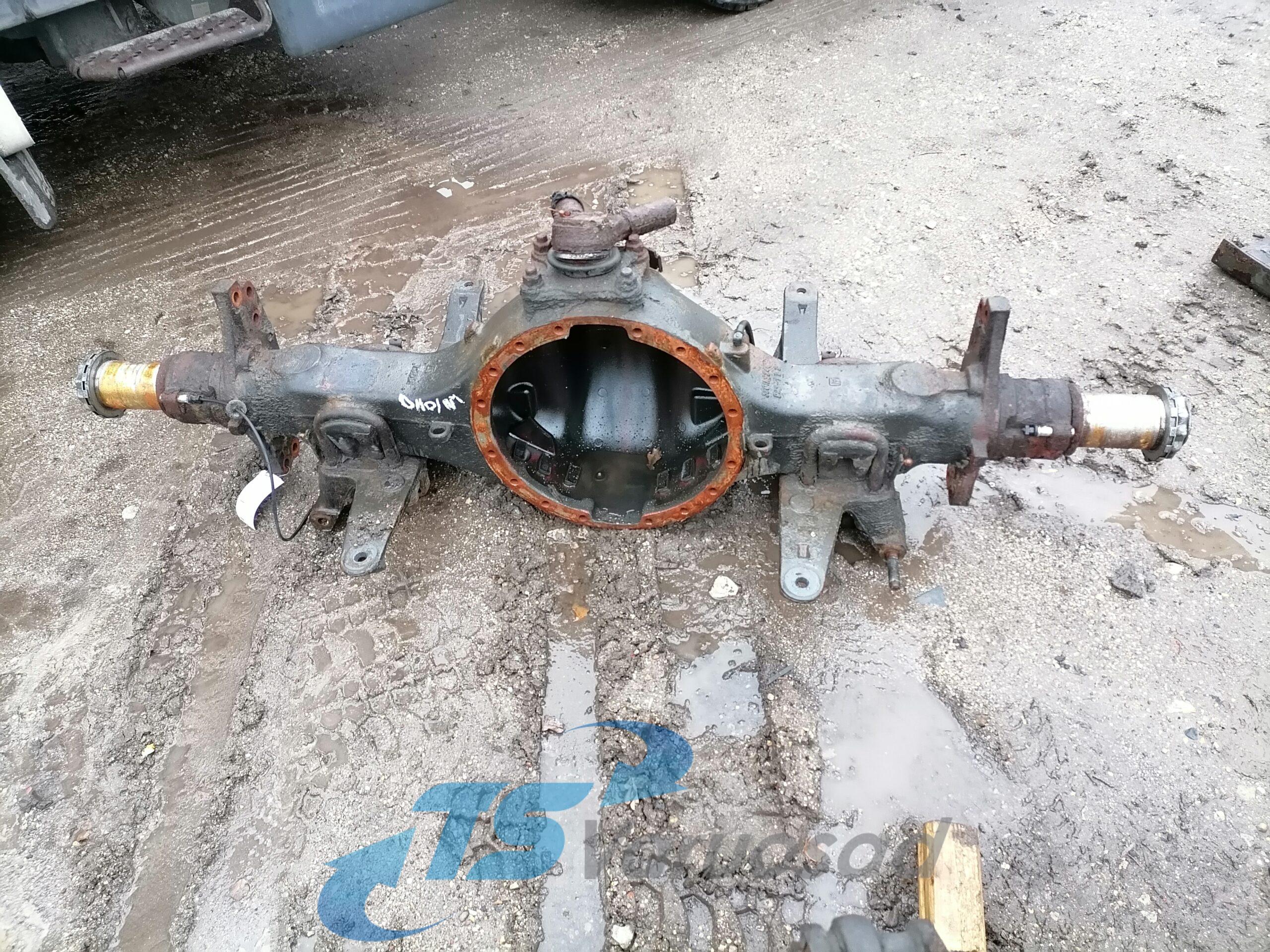 Volvo veosilla tala