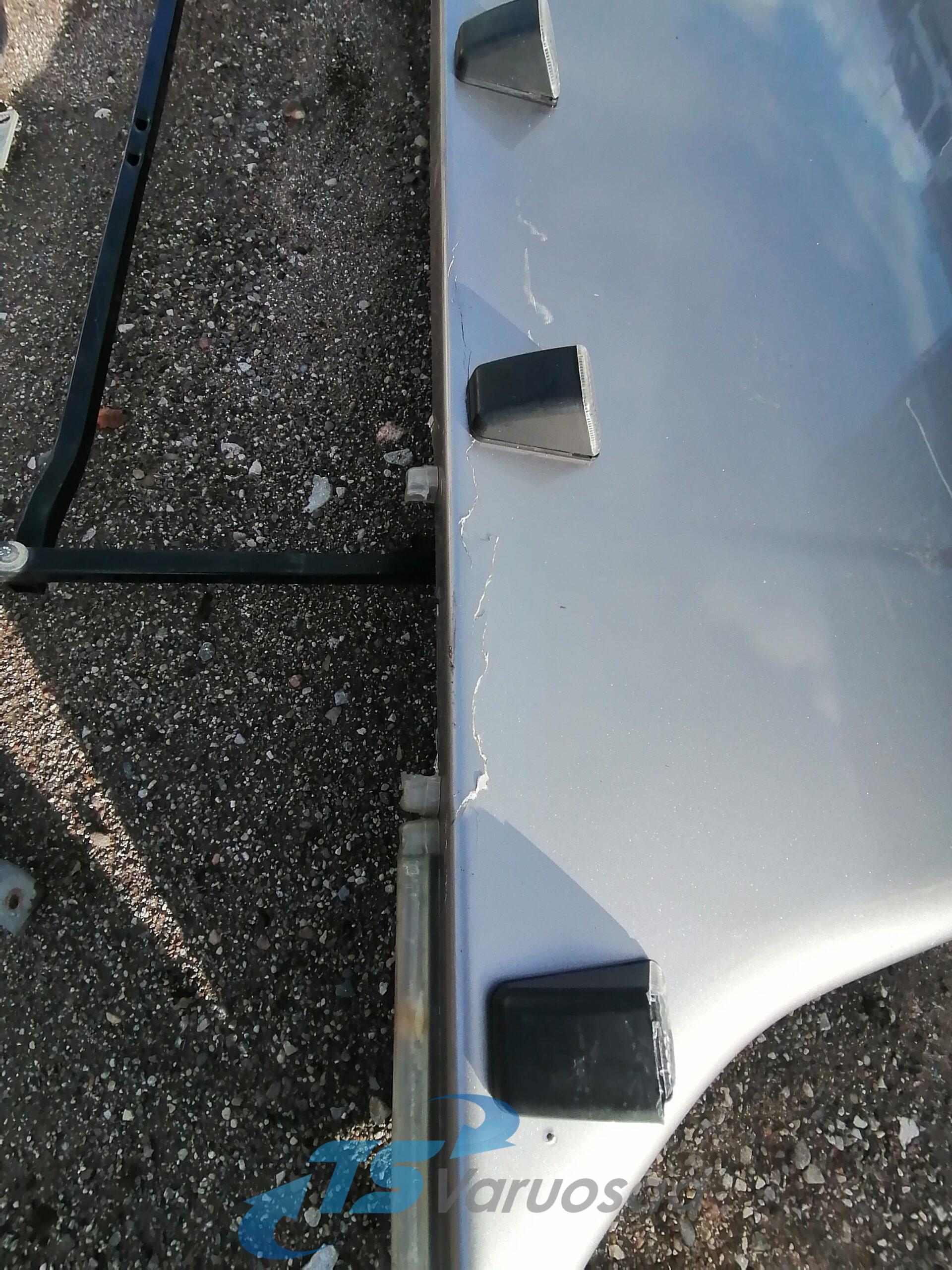 Volvo kabiini tuulesuunaja, katus