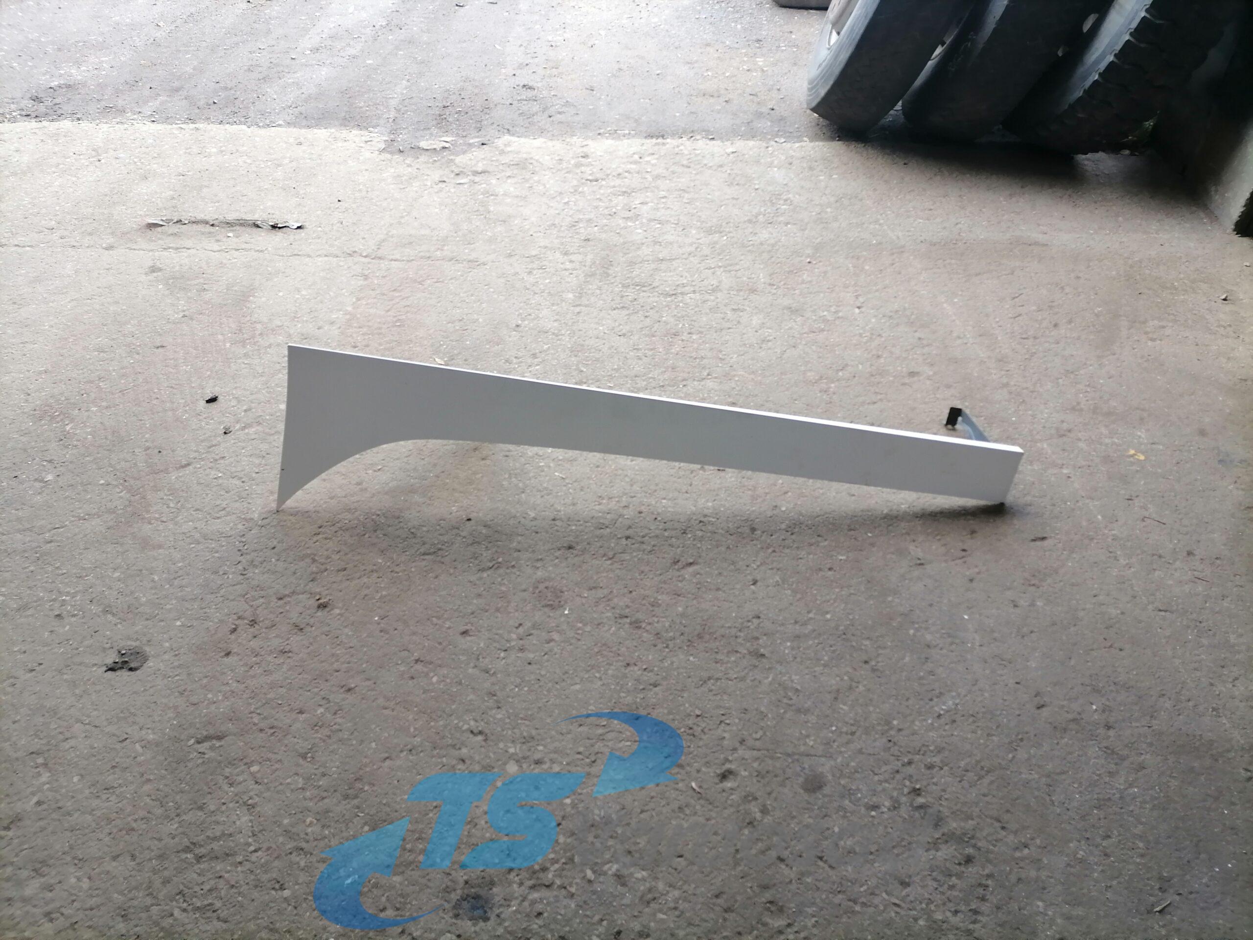 Scania kabiini tuulesuunaja, vasak külg