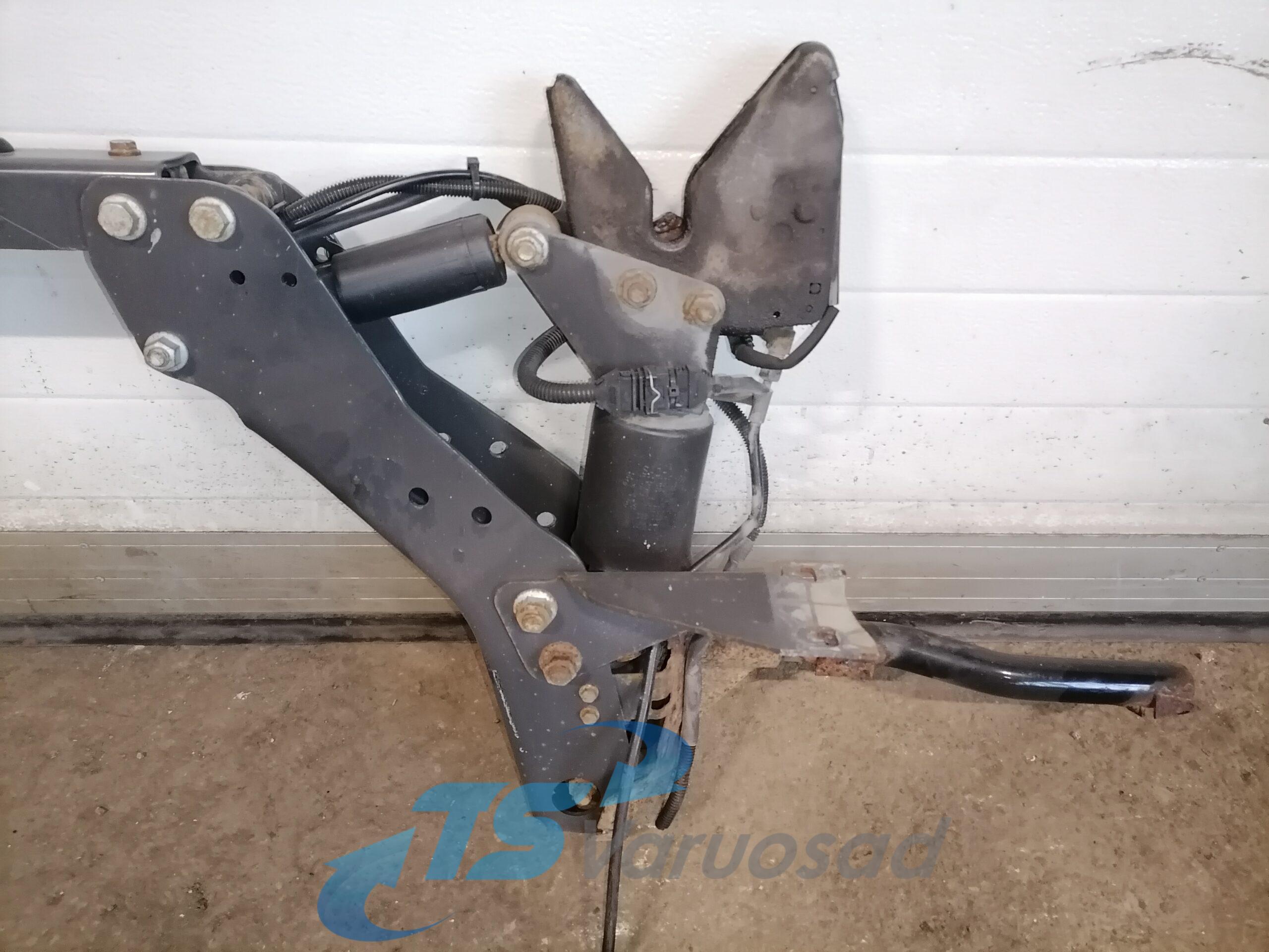 Kabiini kandur, tagumine