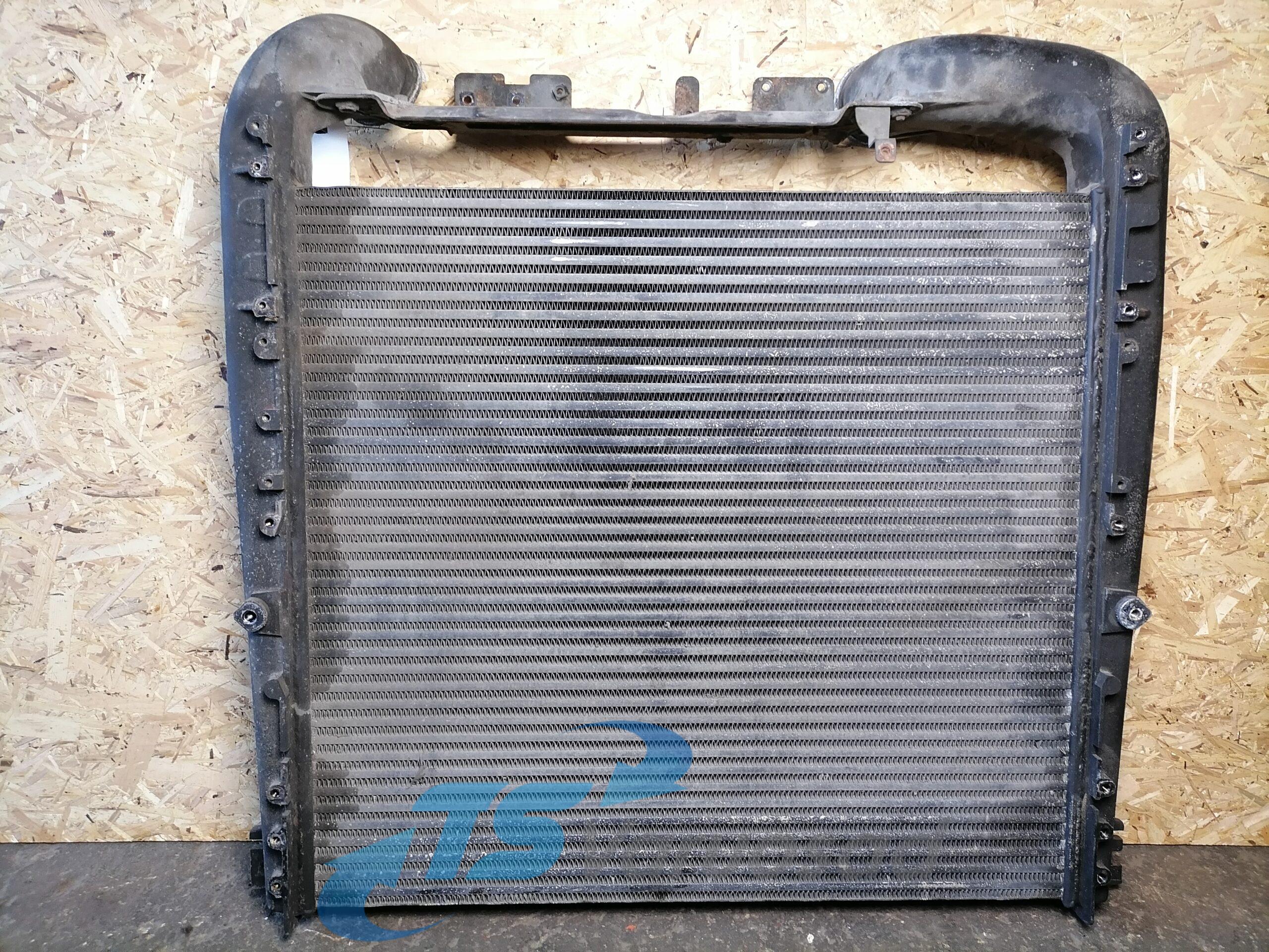 Intercooler radiaator
