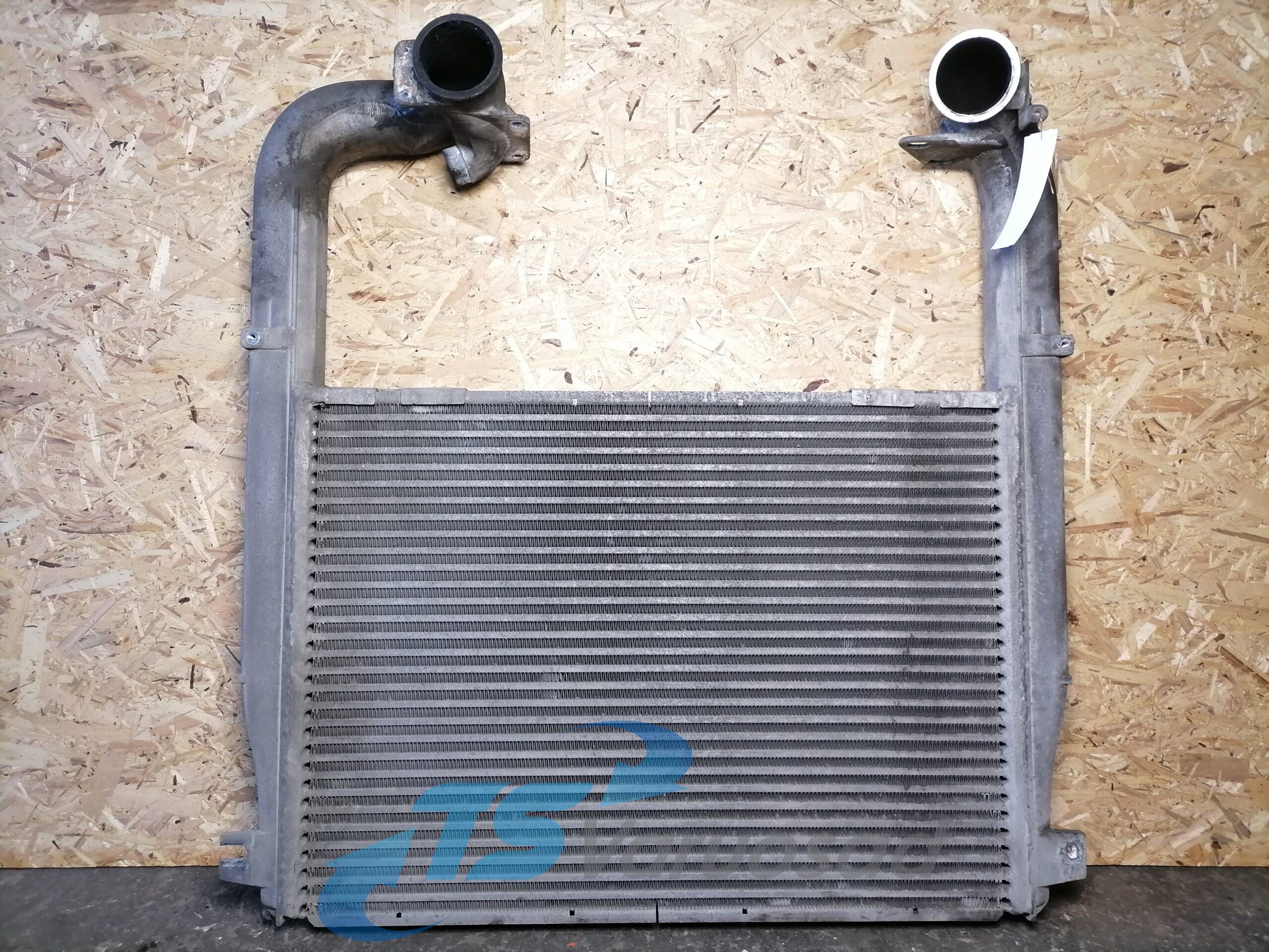 Intercooler radiaator
