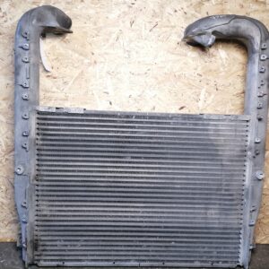 Intercooler radiaator