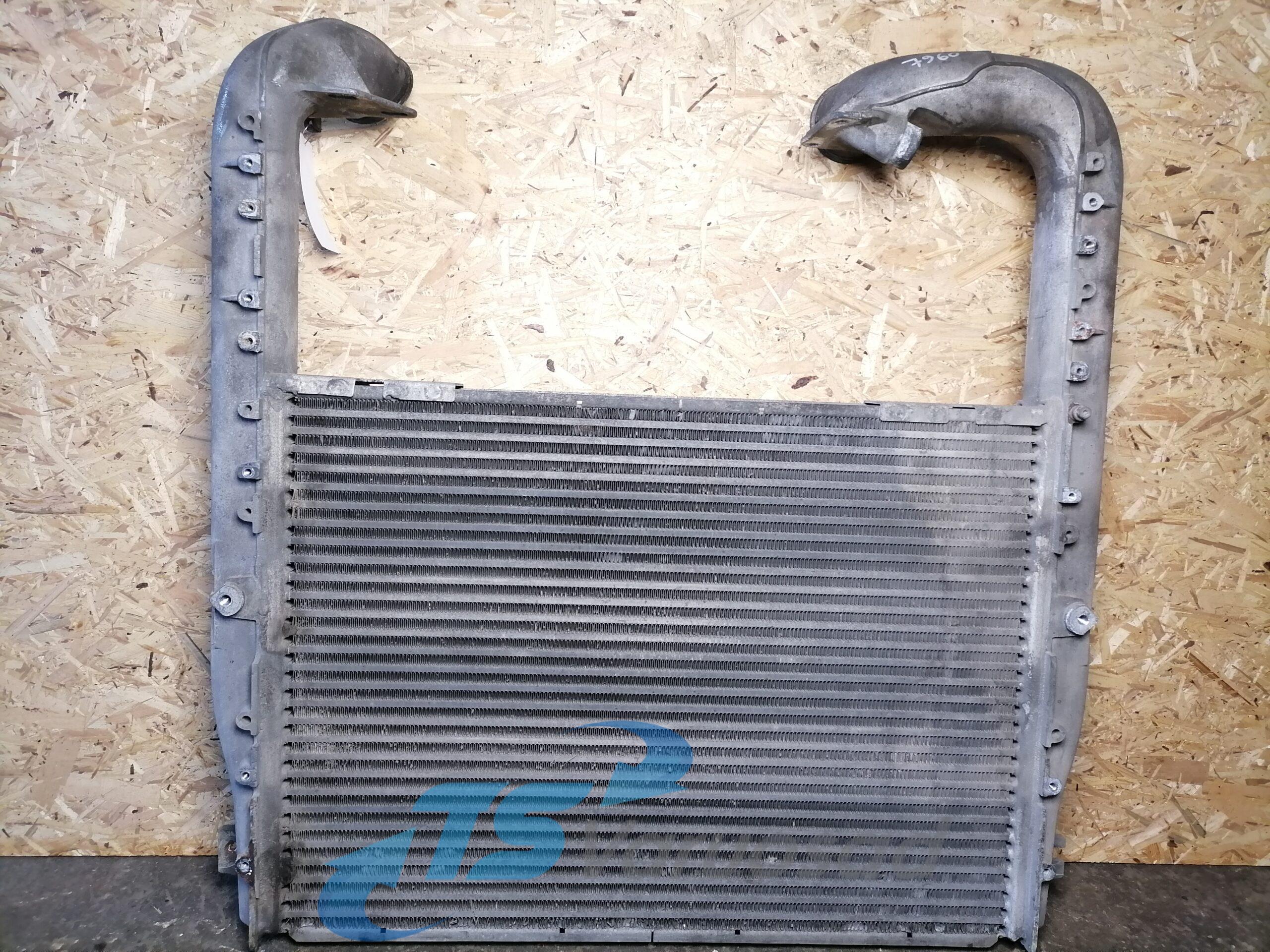 Intercooler radiaator