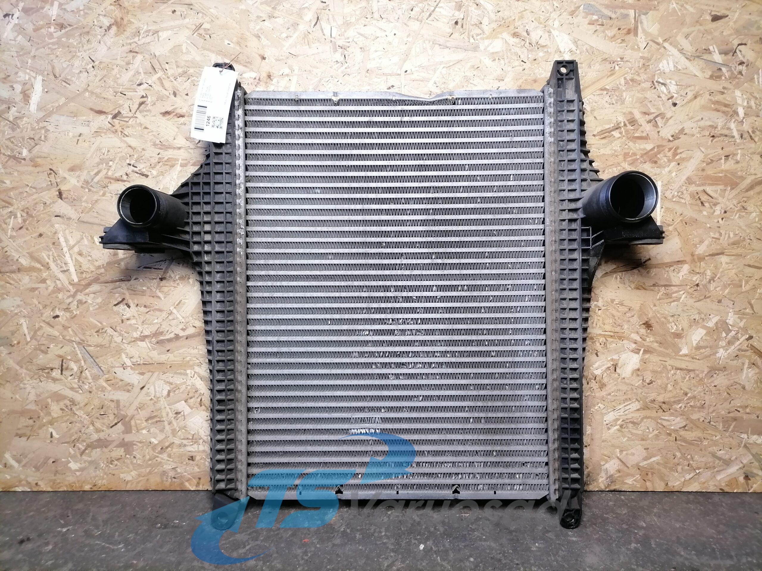 Intercooler radiaator