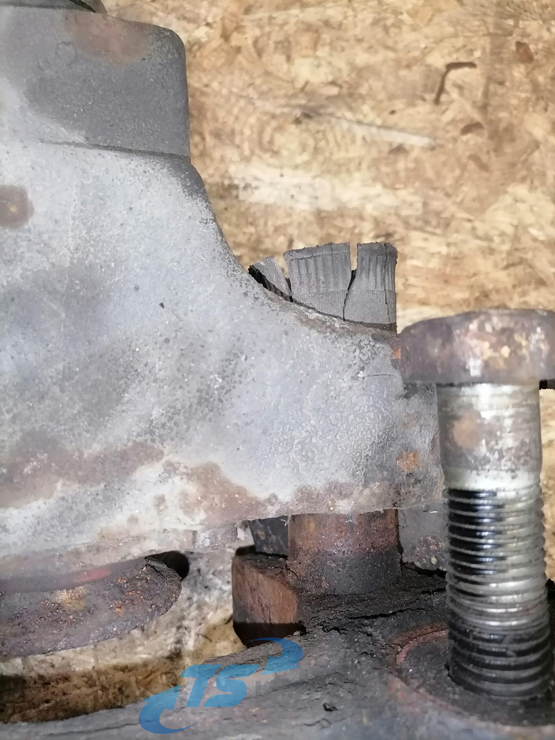 Pidurisadul esisild, parem