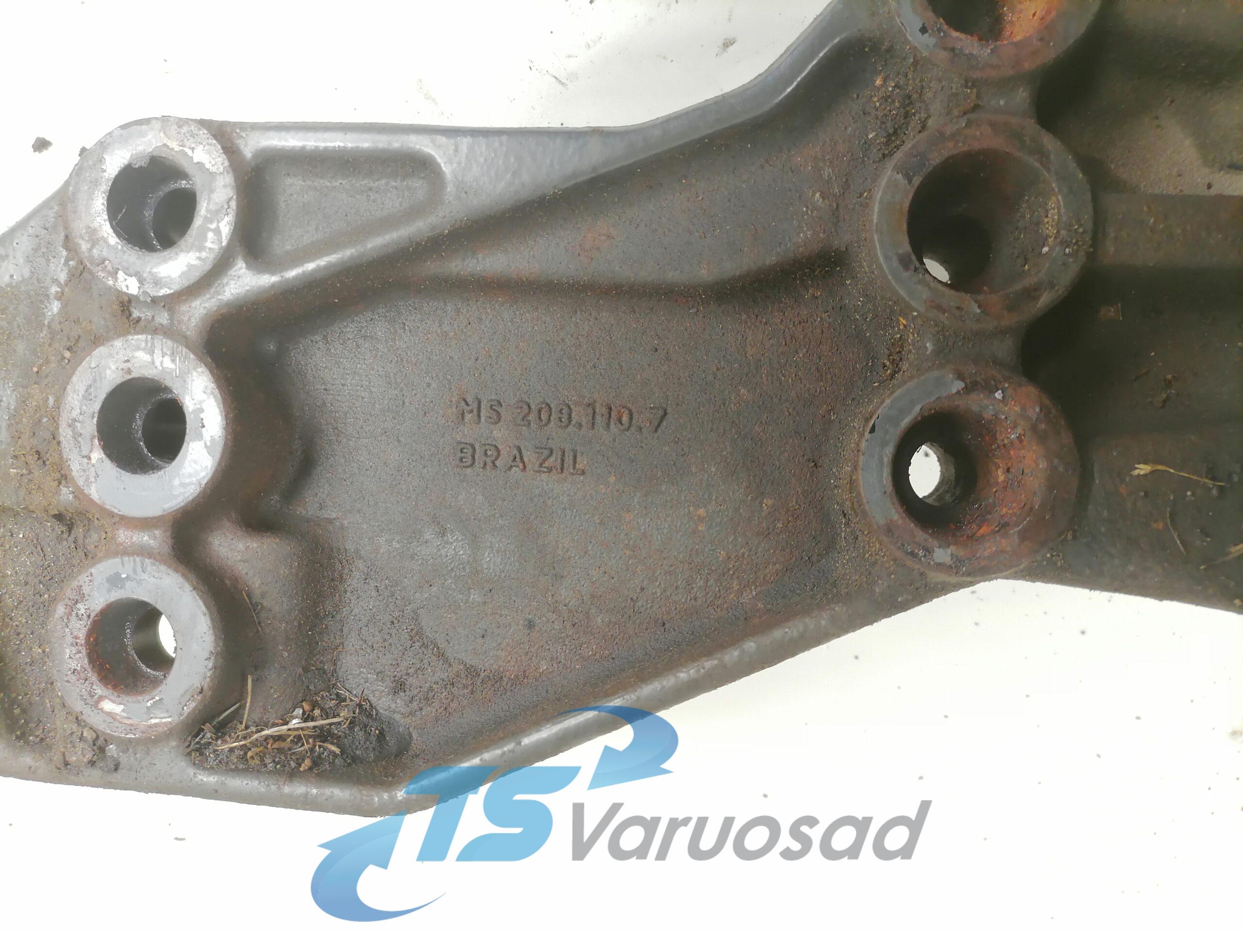 Volvo vedrukandur, esisild parem