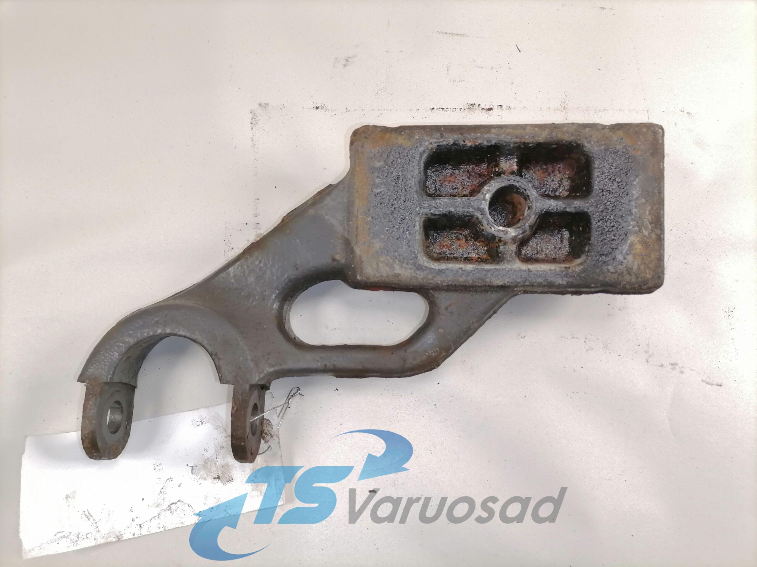 Amortisaatori kinnitus