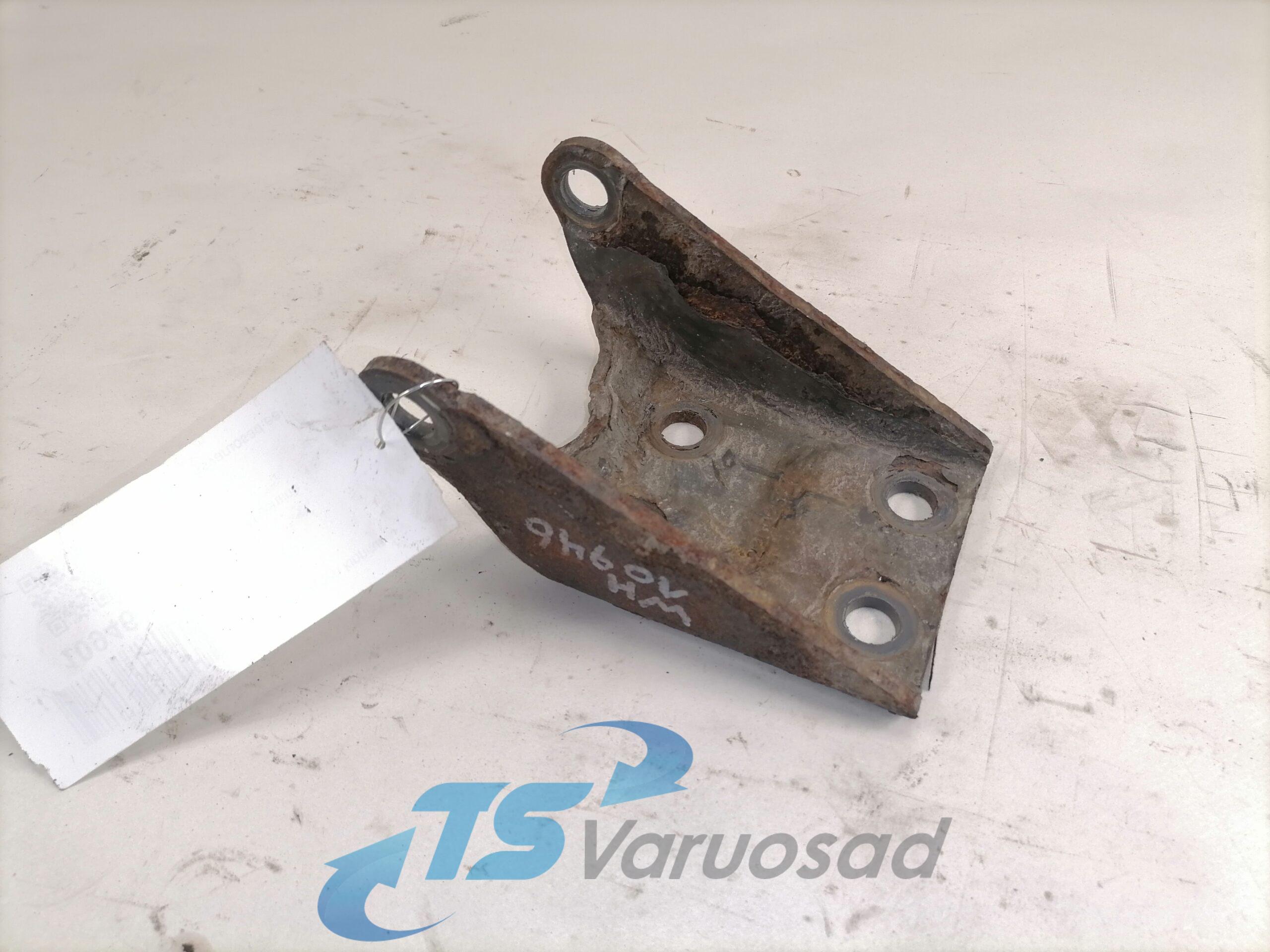 Amortisaatori kinnitus