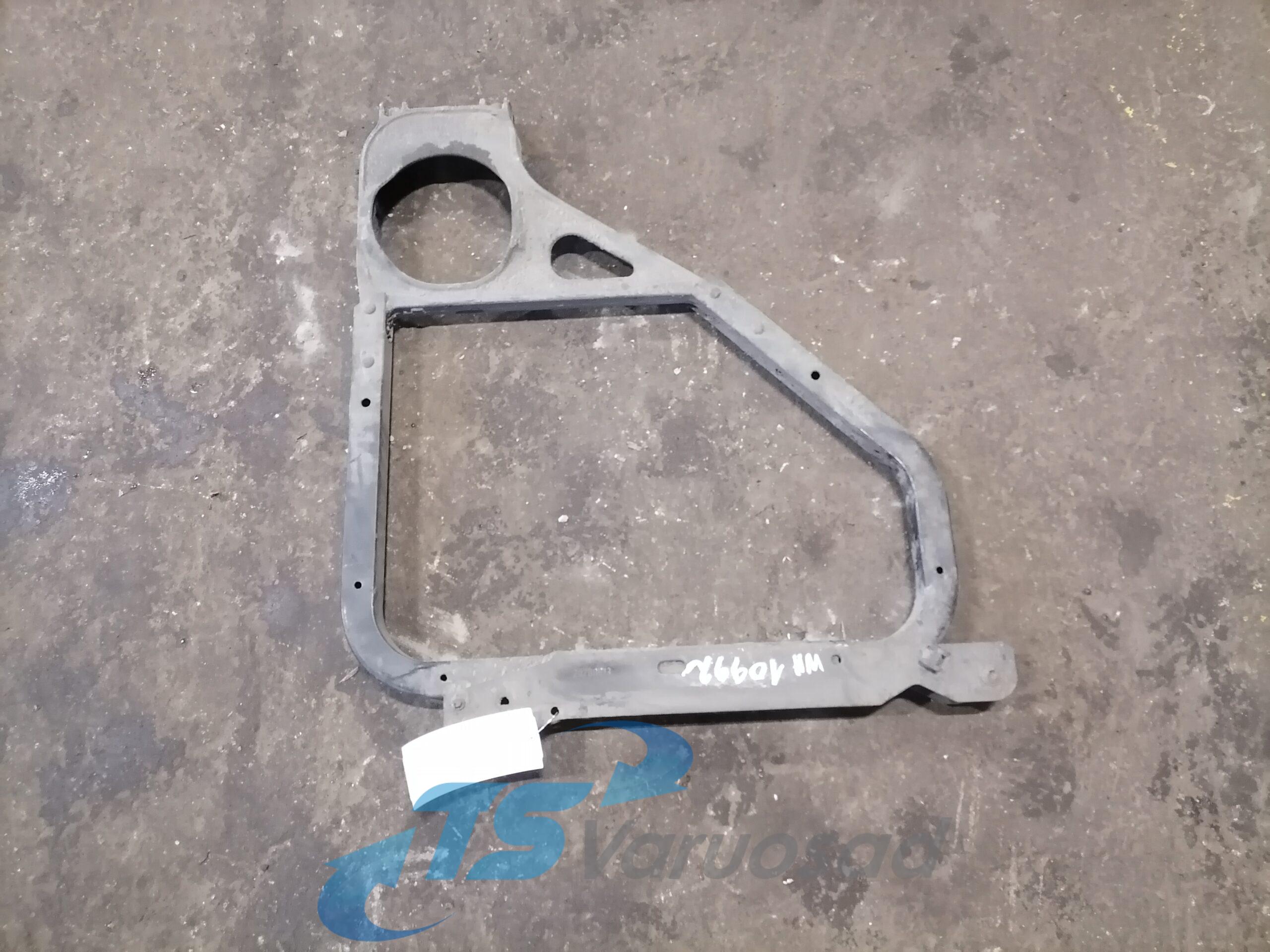 Volvo raami kronstein, küljespoileri kandur