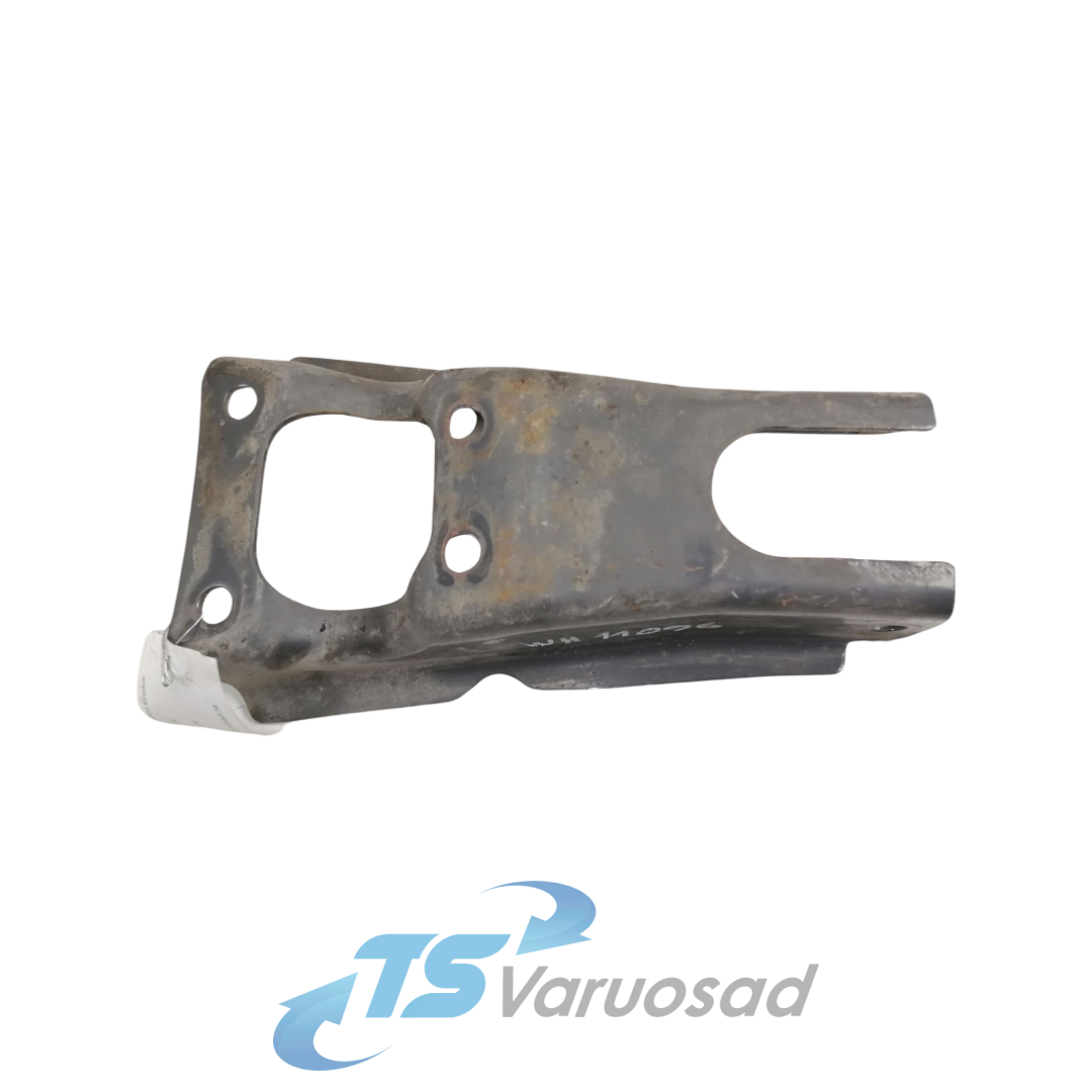 Amortisaatori kinnitus