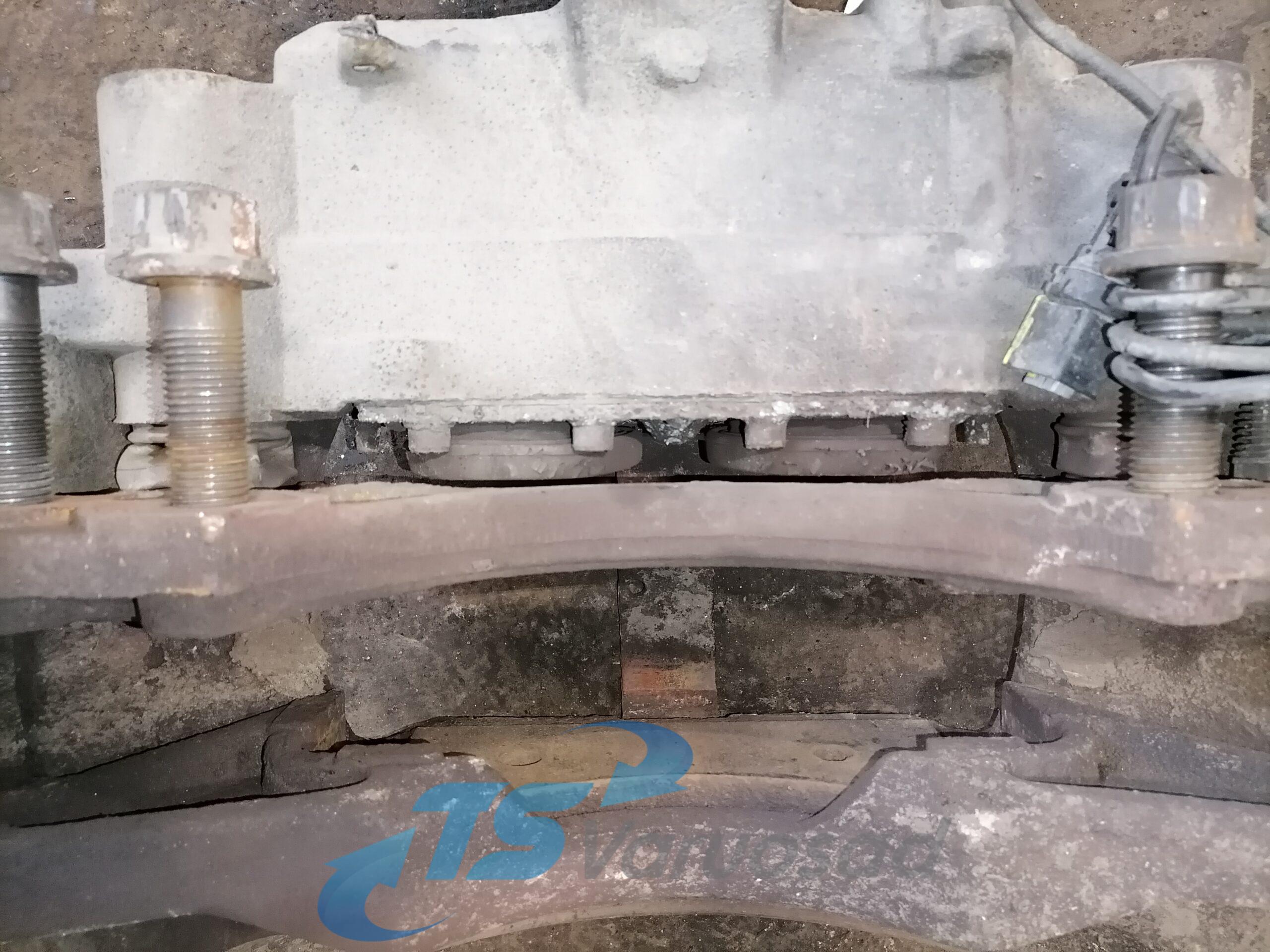 Pidurisadul esisild, parem