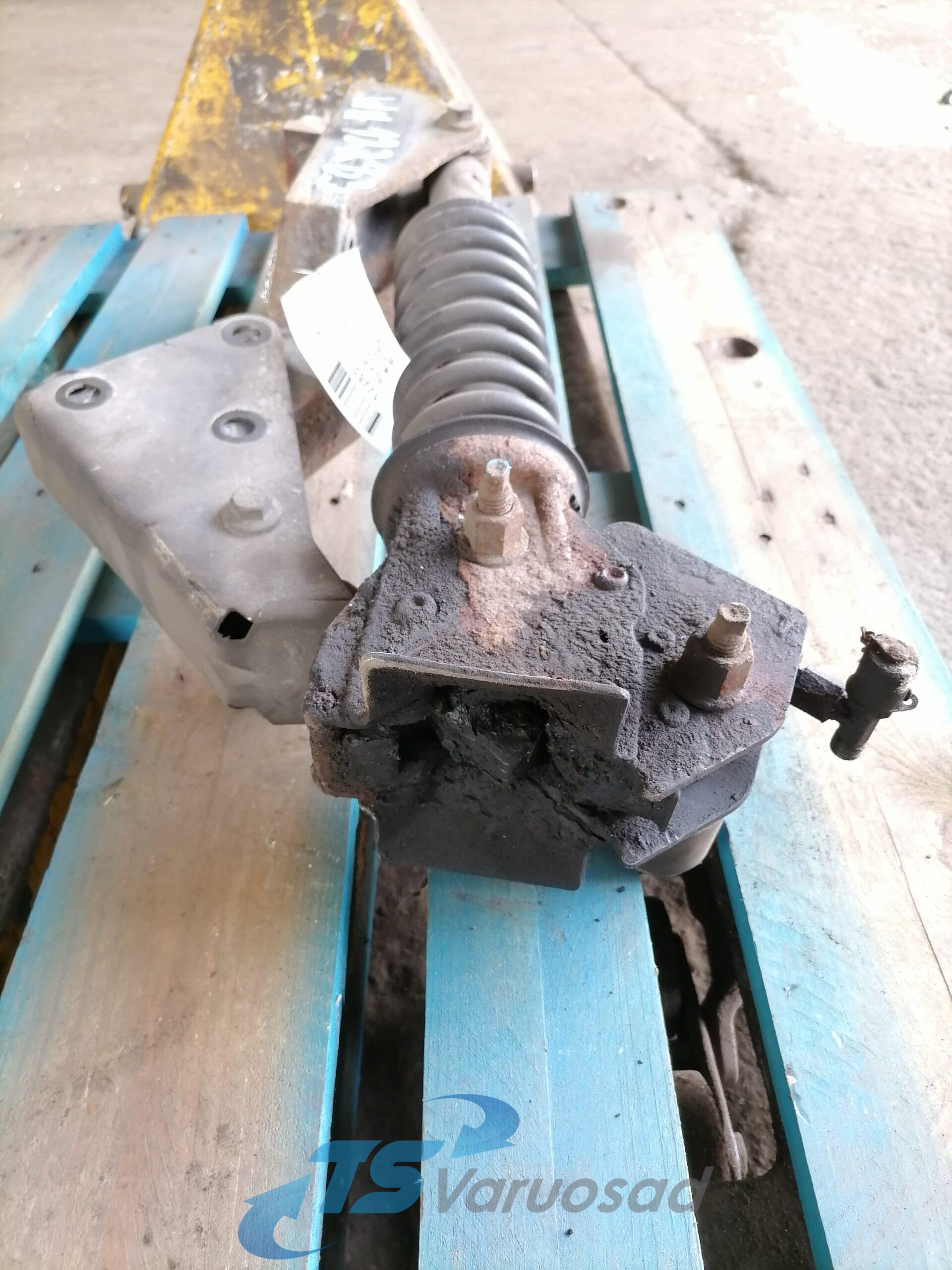 Volvo vedrukandur, esisild parem