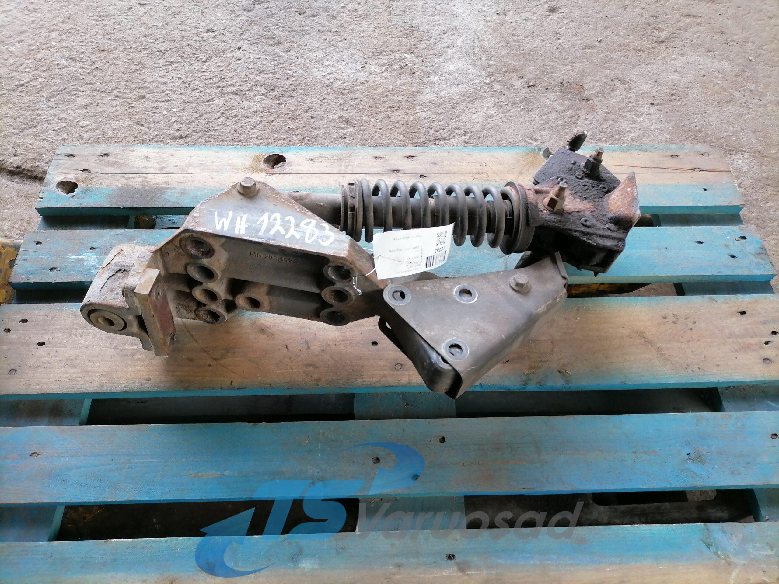 Volvo vedrukandur, esisild parem