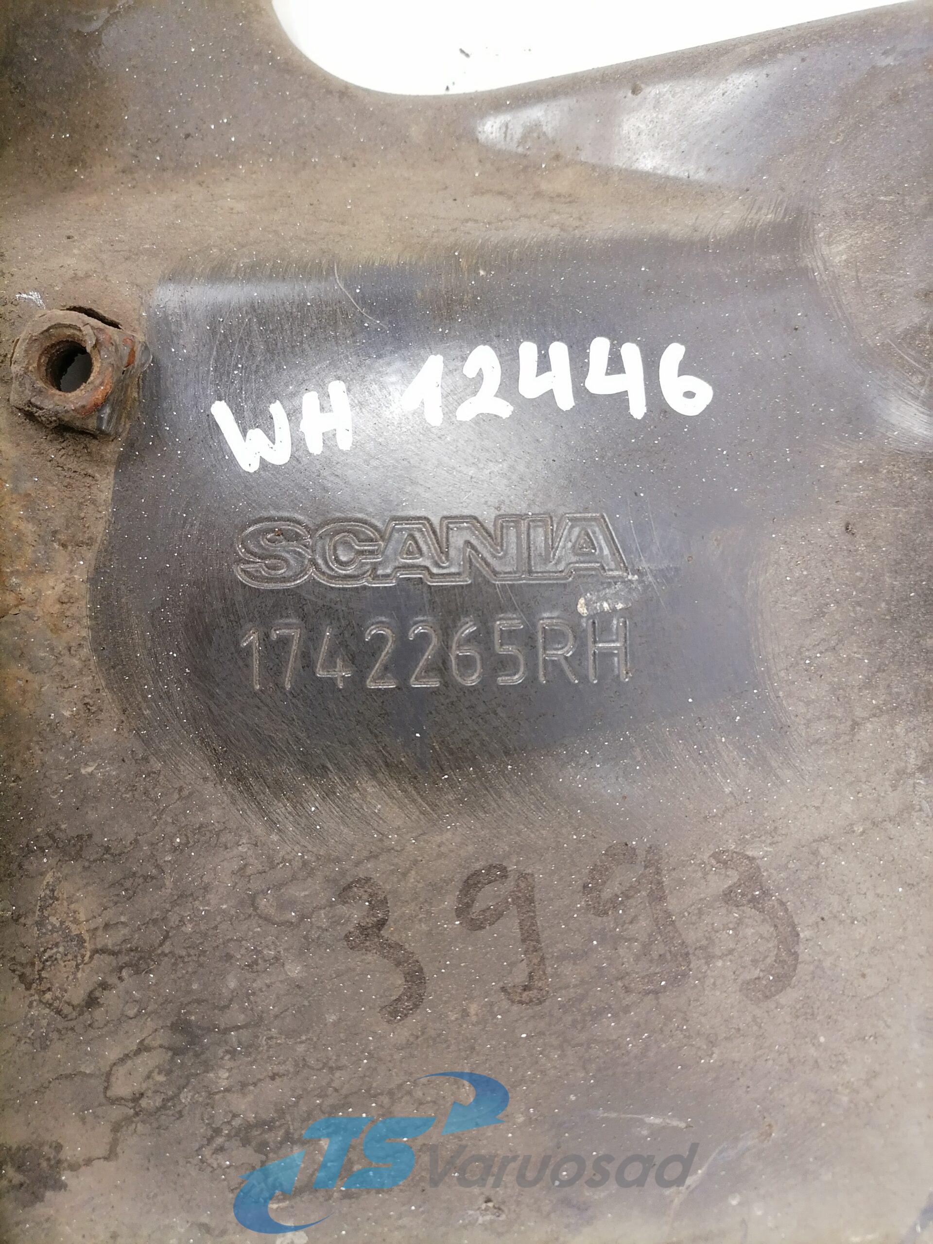 Alumise iluvõre kandurhing