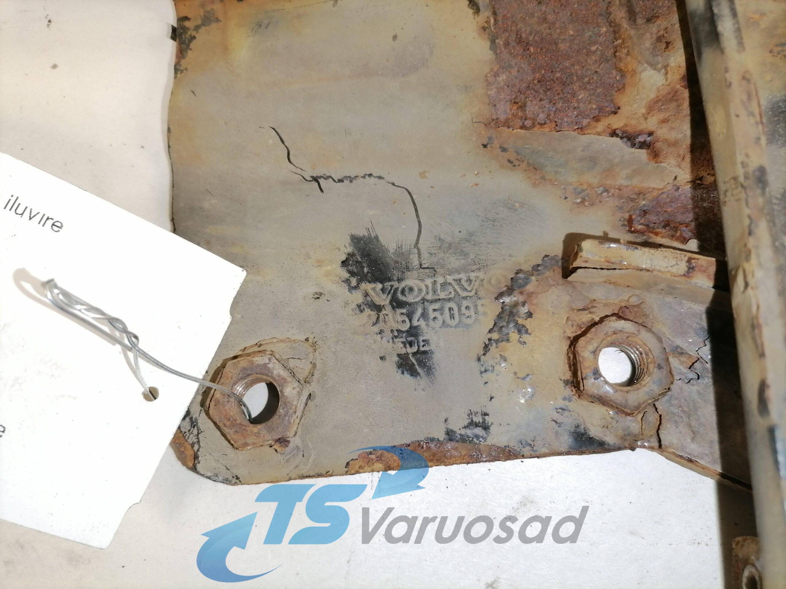 Alumise iluvõre kandurhing