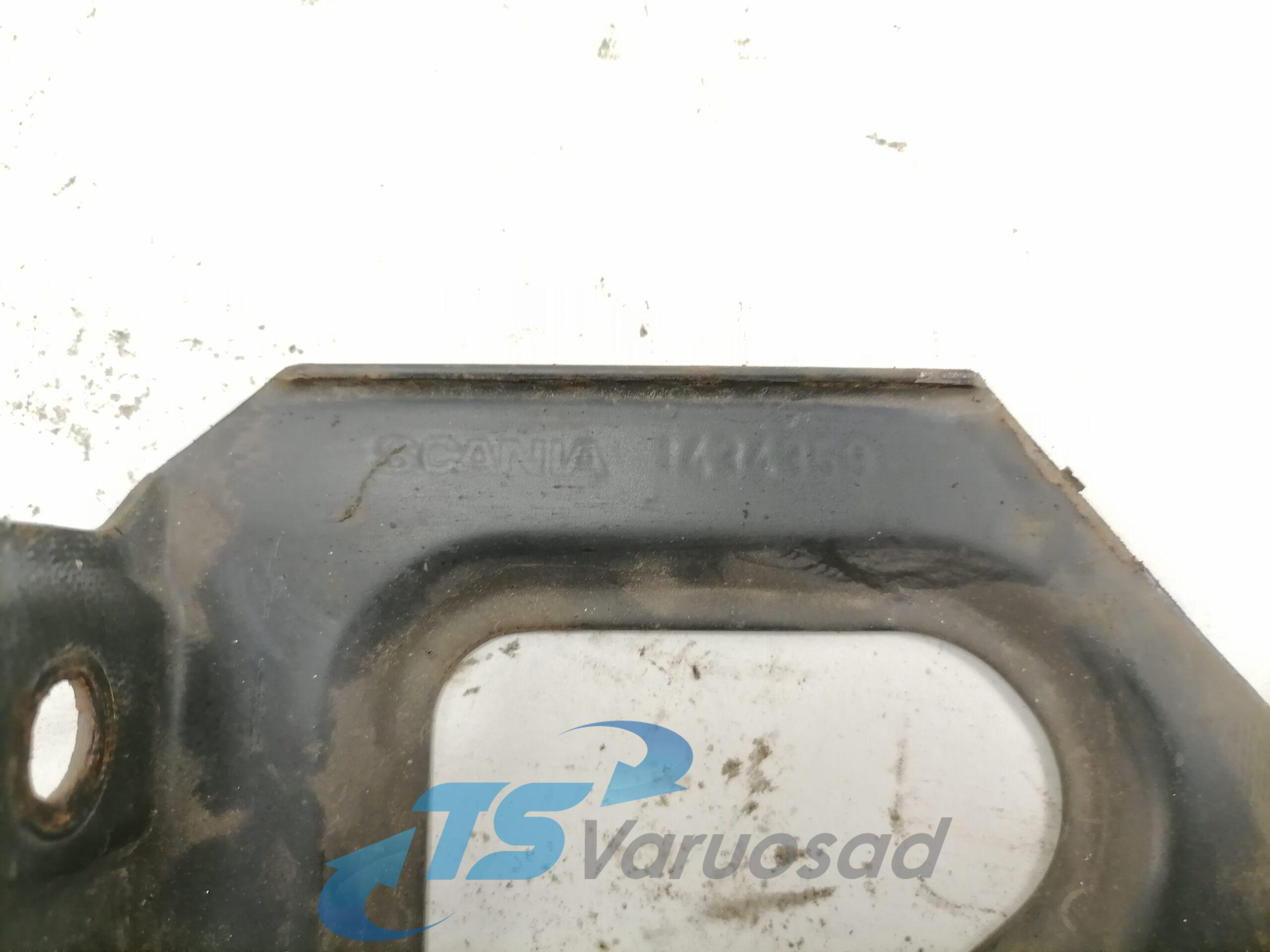 Päikesesirmi kandur