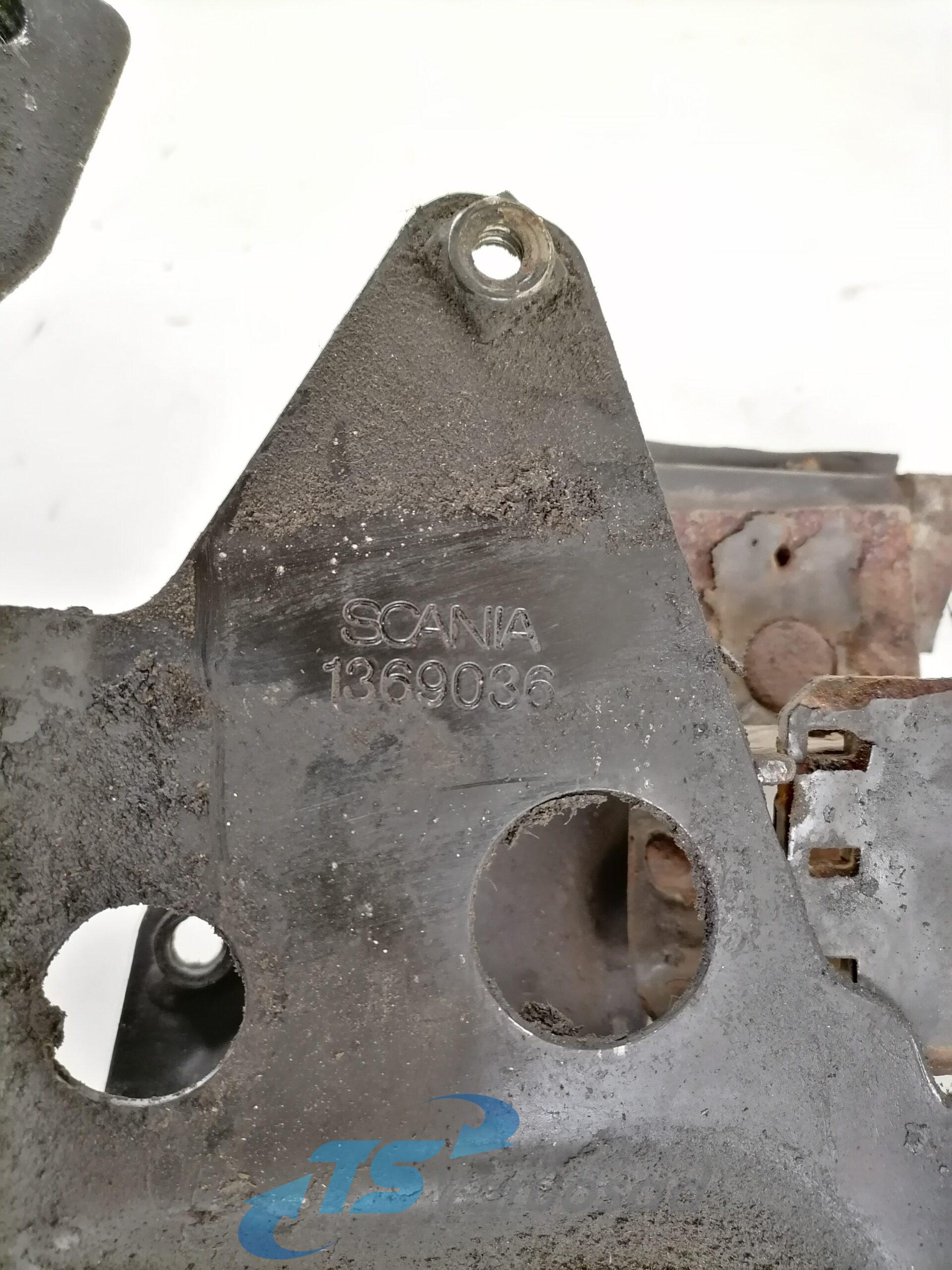 Roolisüsteemi õlimahuti kandur