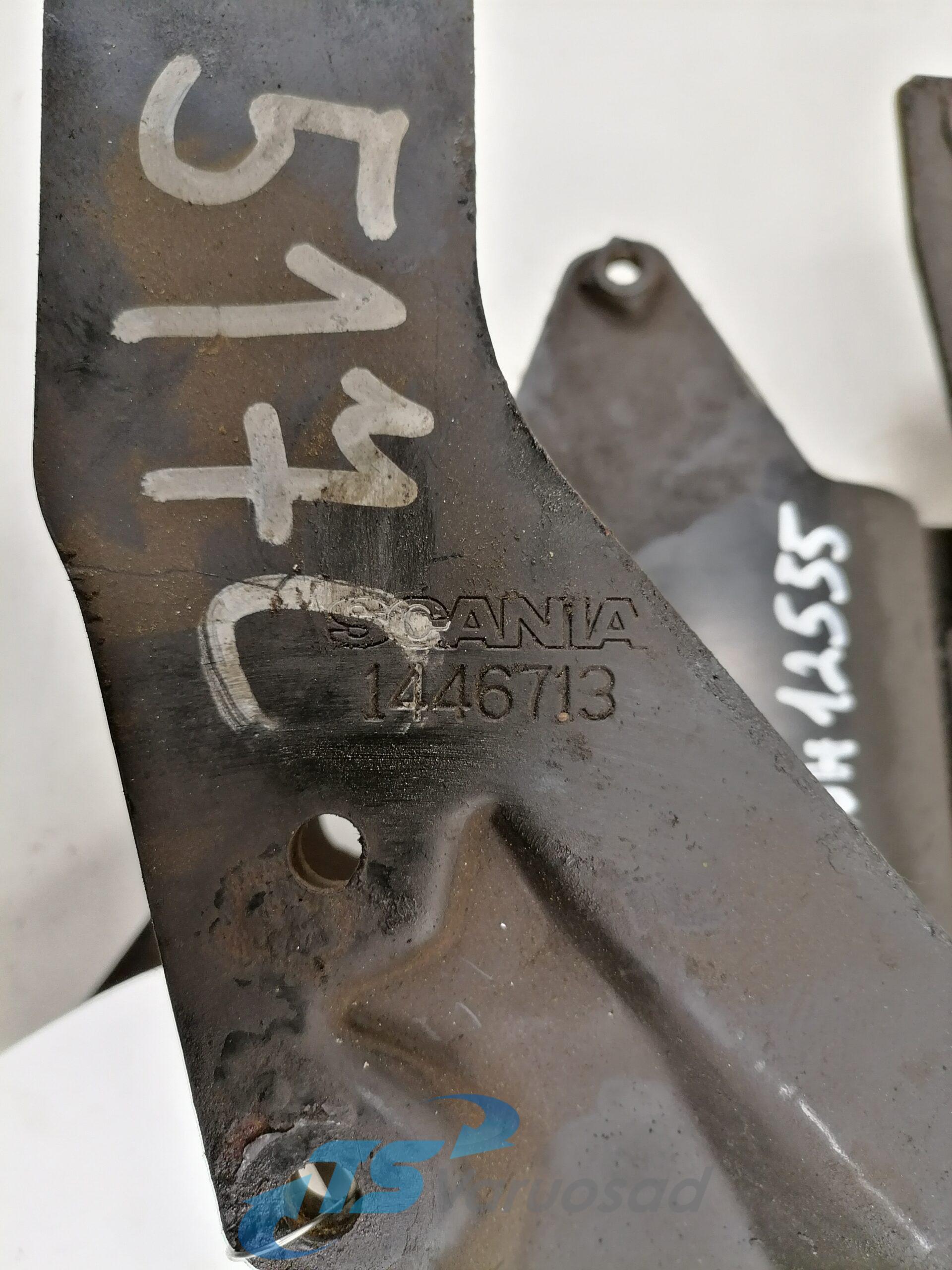 Roolisüsteemi õlimahuti kandur