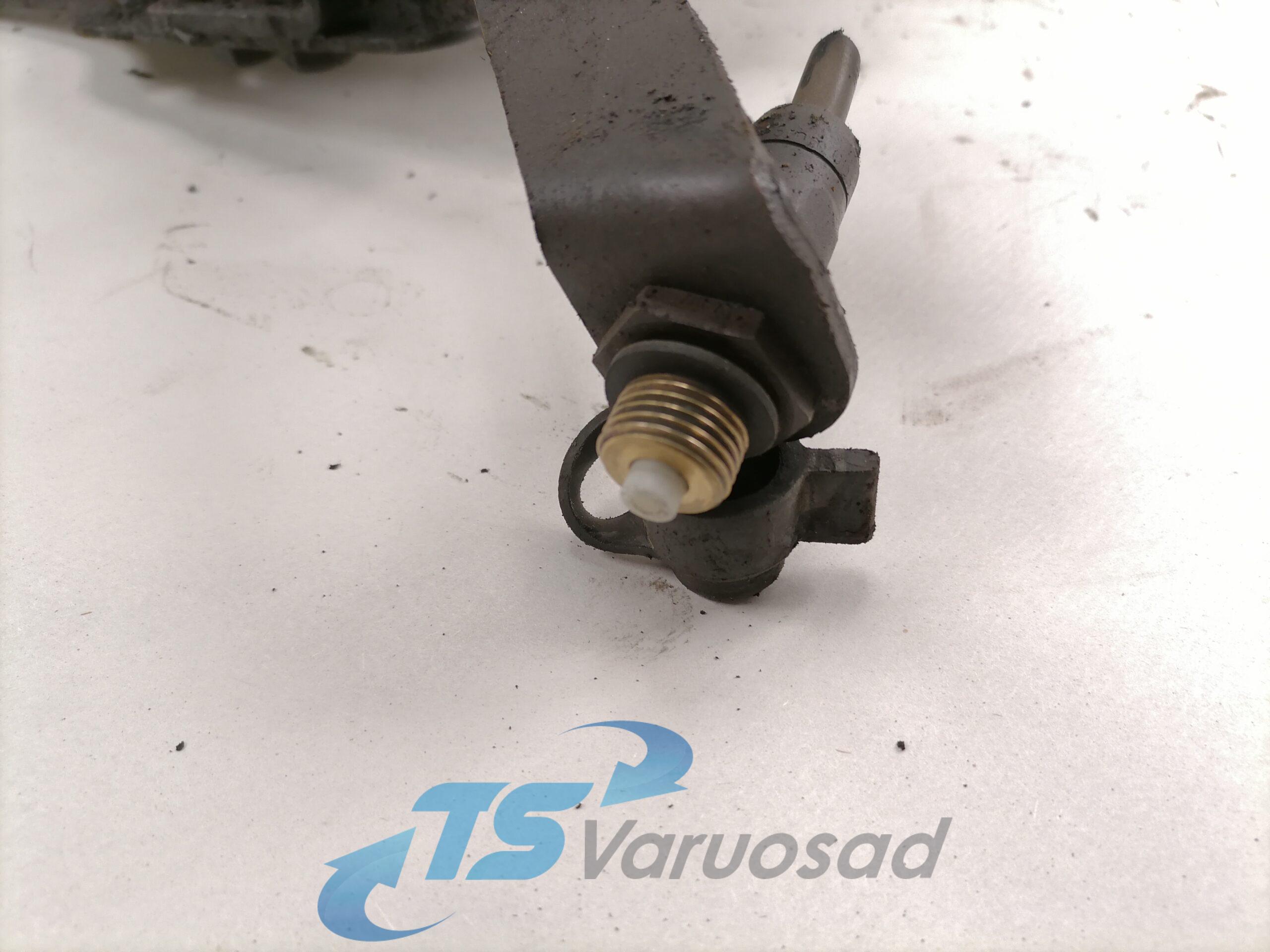 Roolisüsteemi õlimahuti kandur