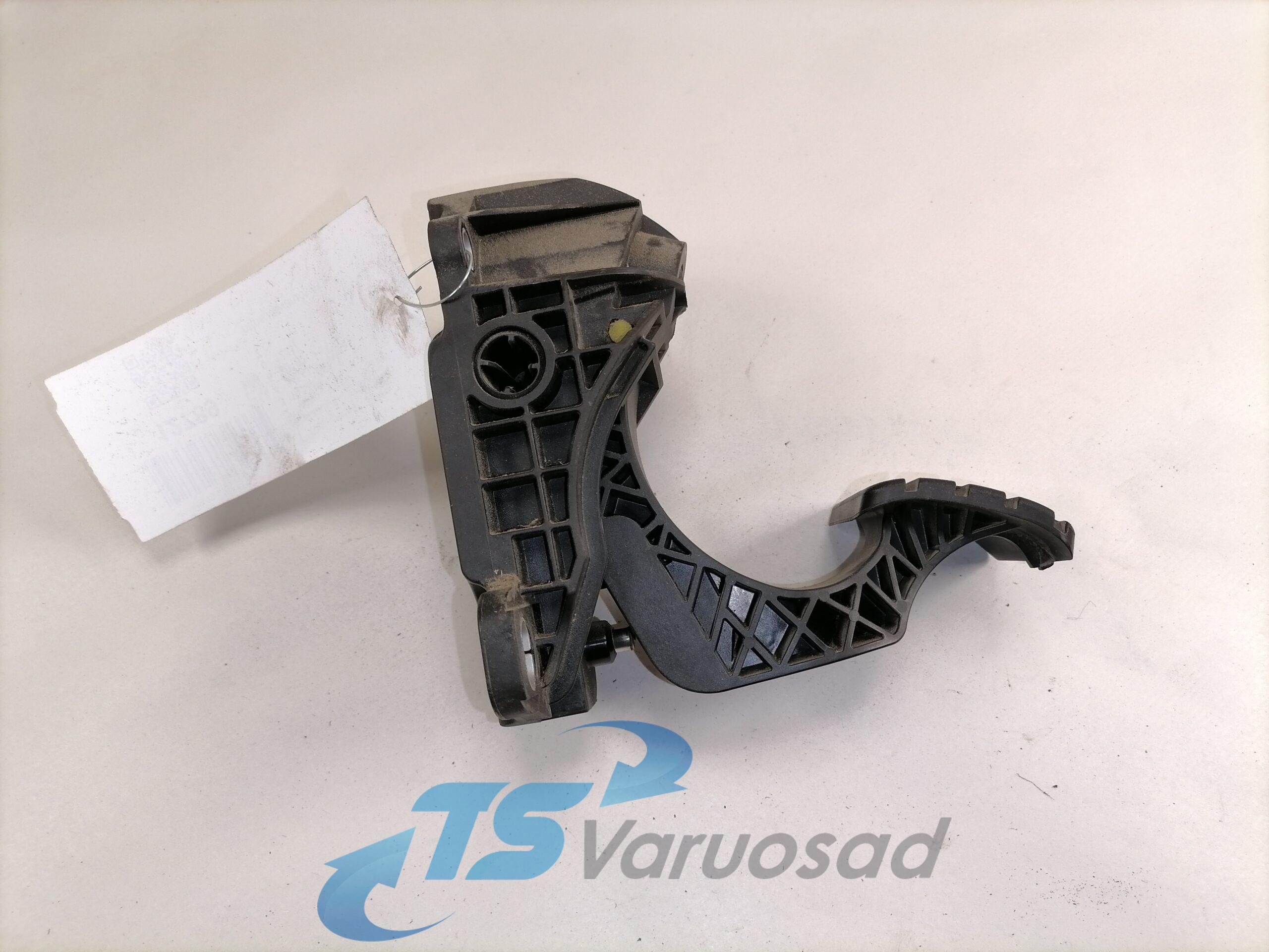 Gaasipedaal reostaadiga