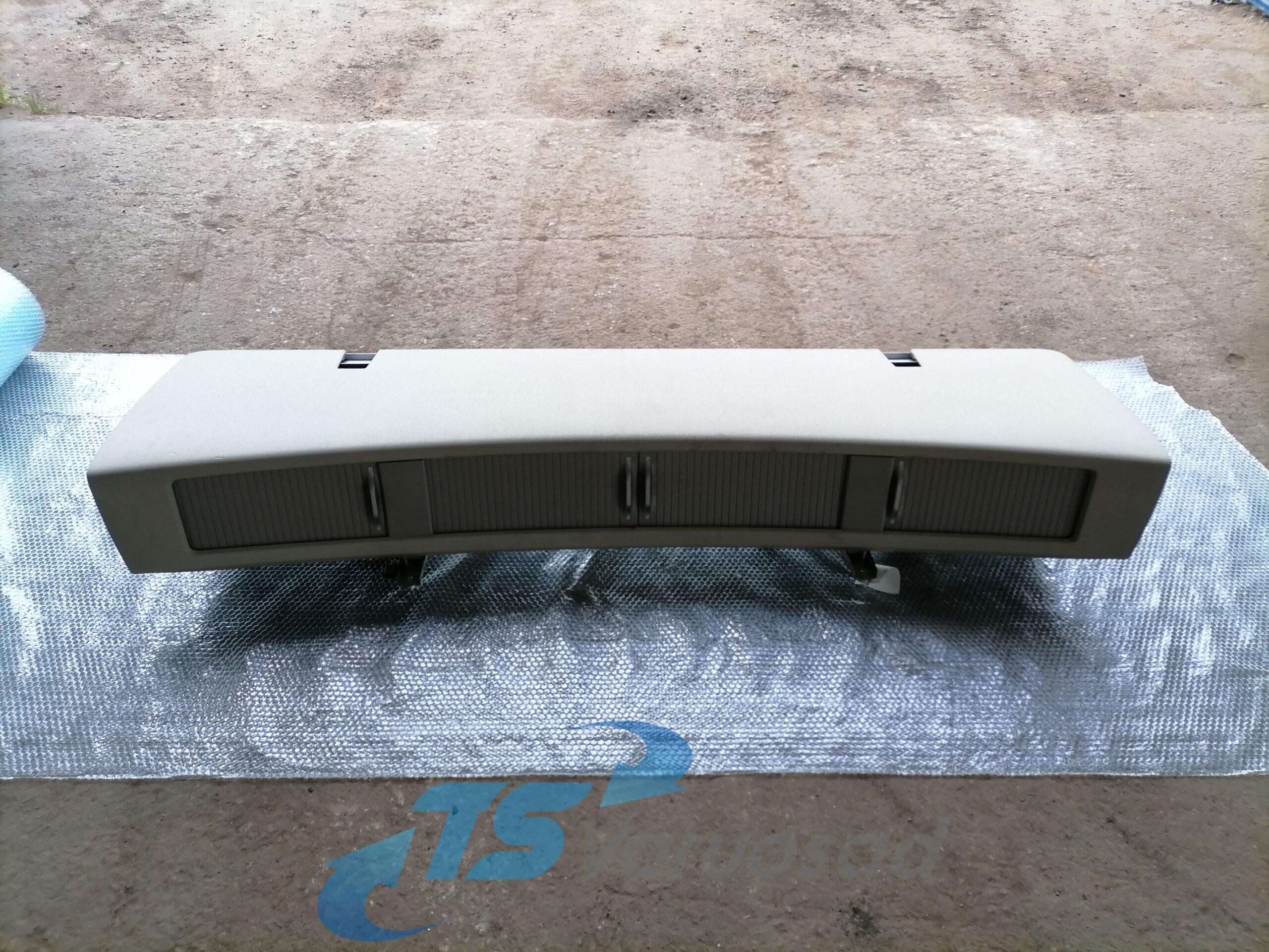 Salongi ülemine panipaik