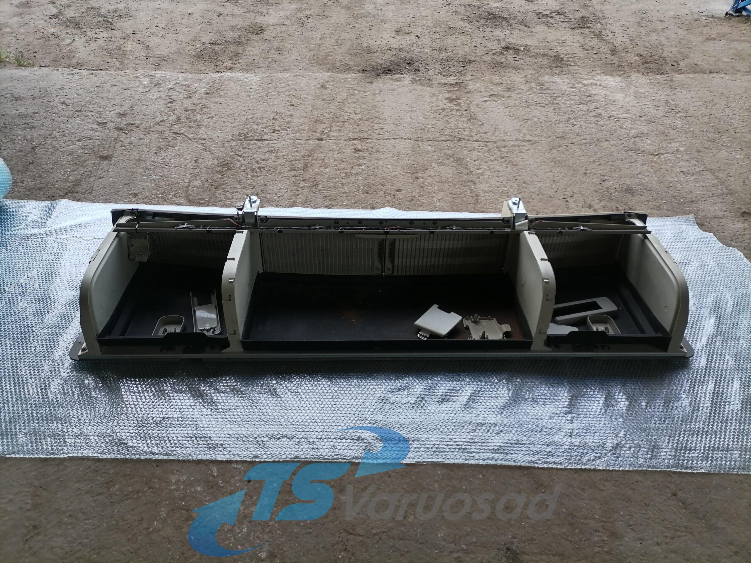 Salongi ülemine panipaik