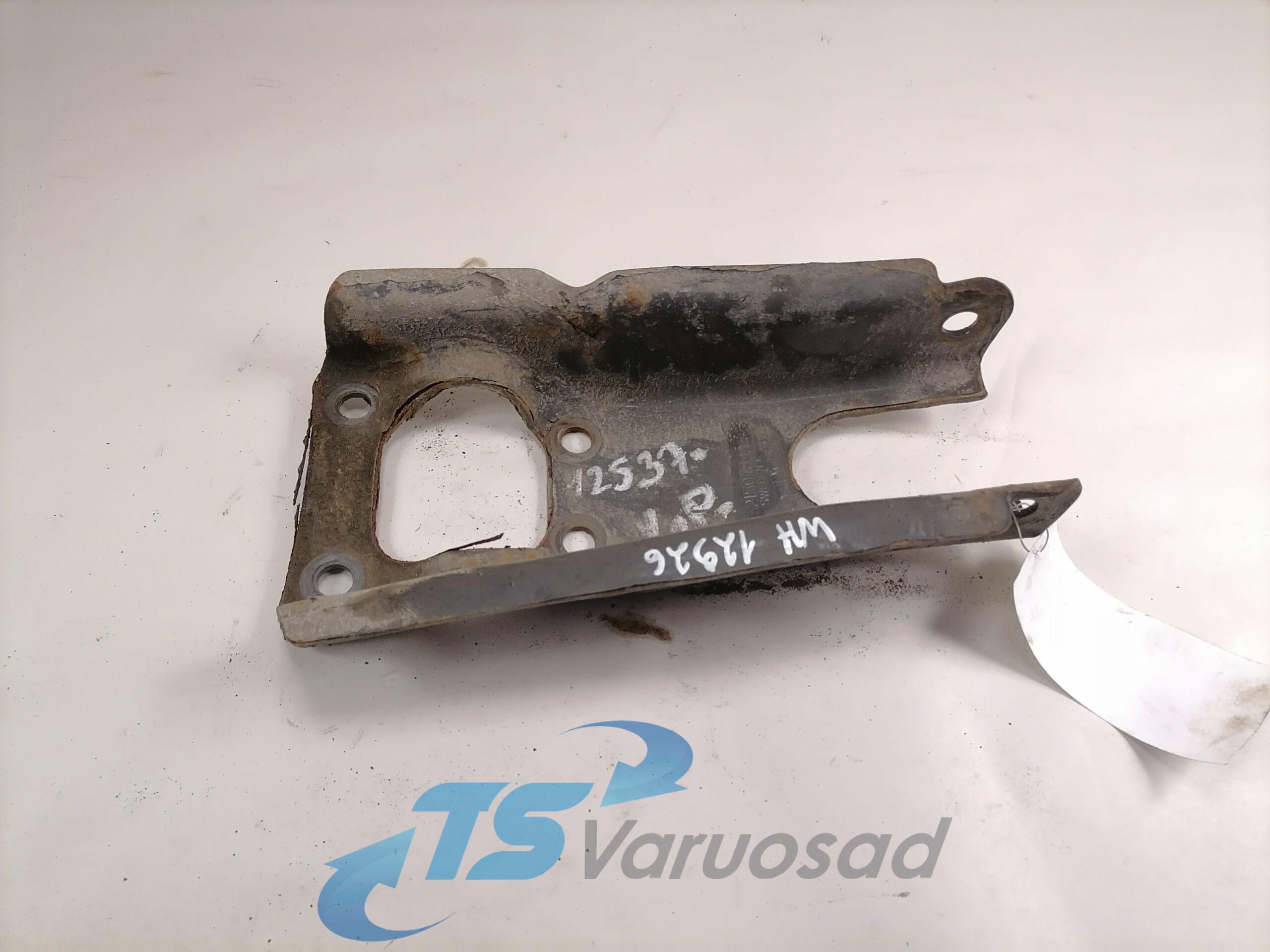 Amortisaatori kinnitus