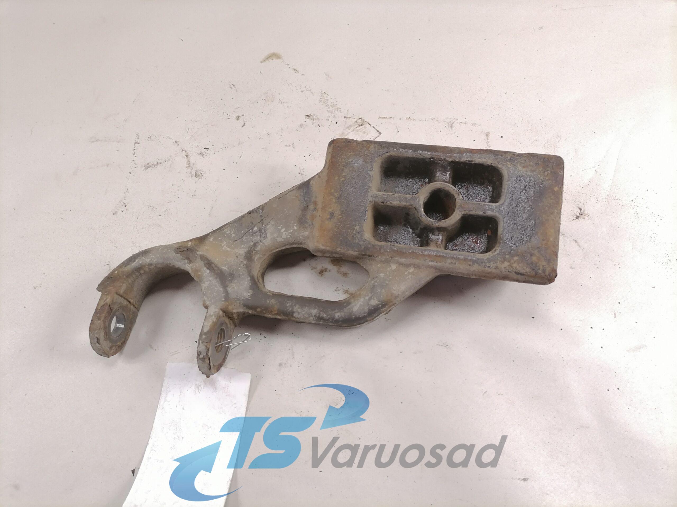 Amortisaatori kinnitus