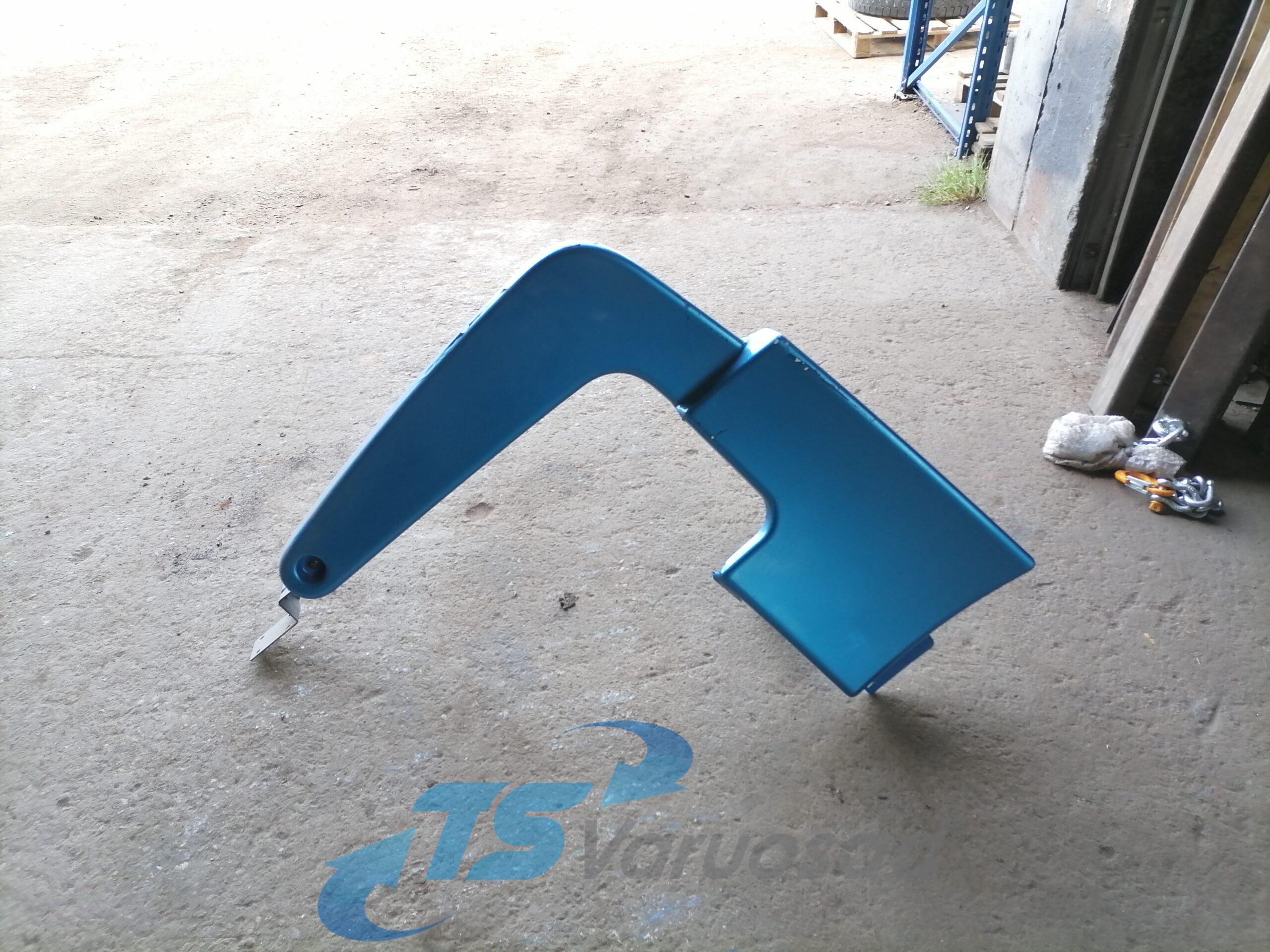 Kabiini tuulesuunaja, ülemine vasak