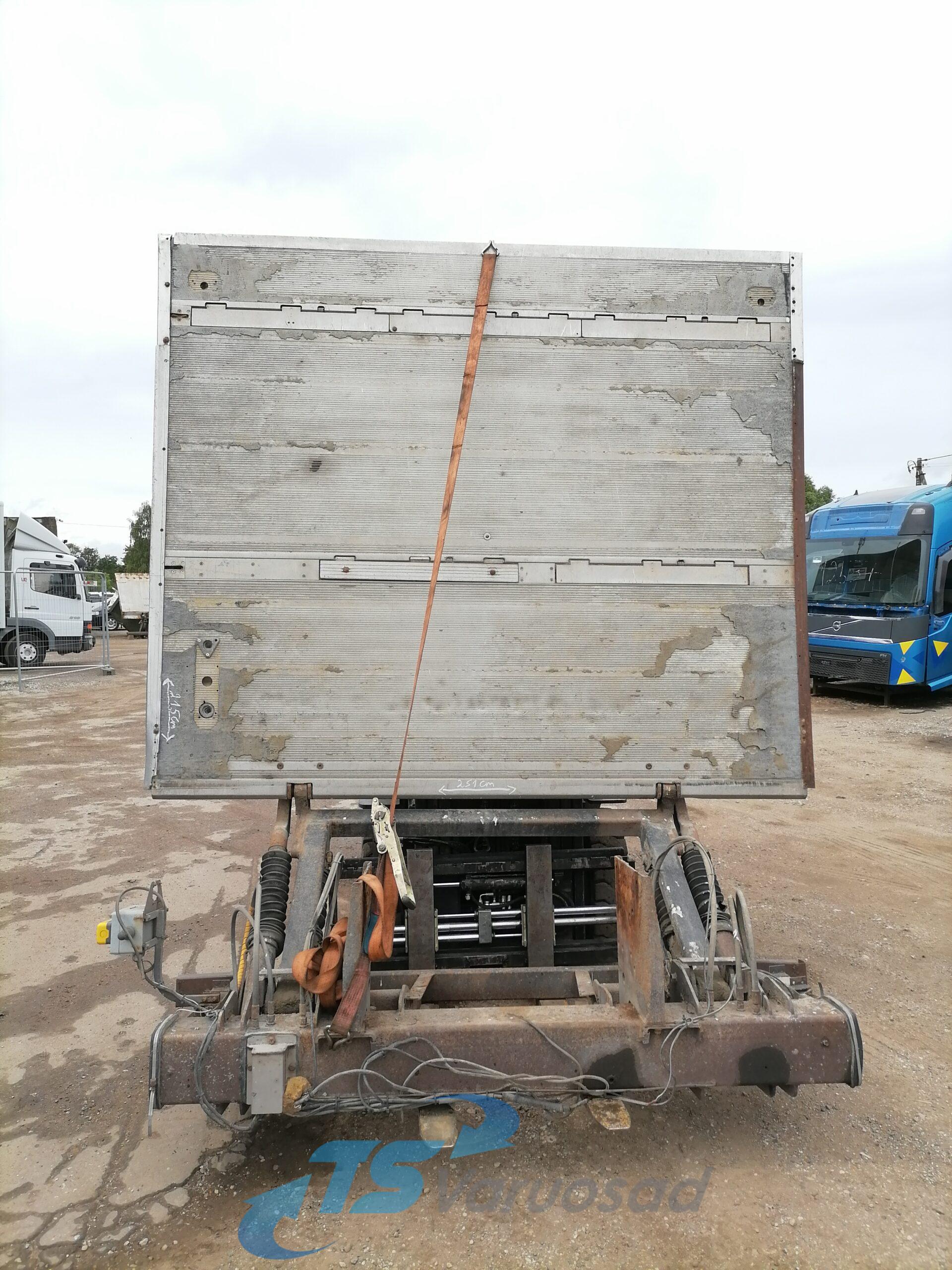 Tagaluuktõstuk BÄR Cargolift