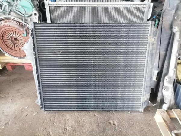 Intercooler radiaator