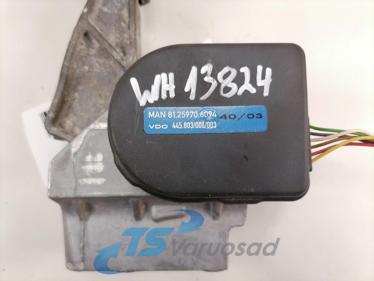 Gaasipedaal reostaadiga