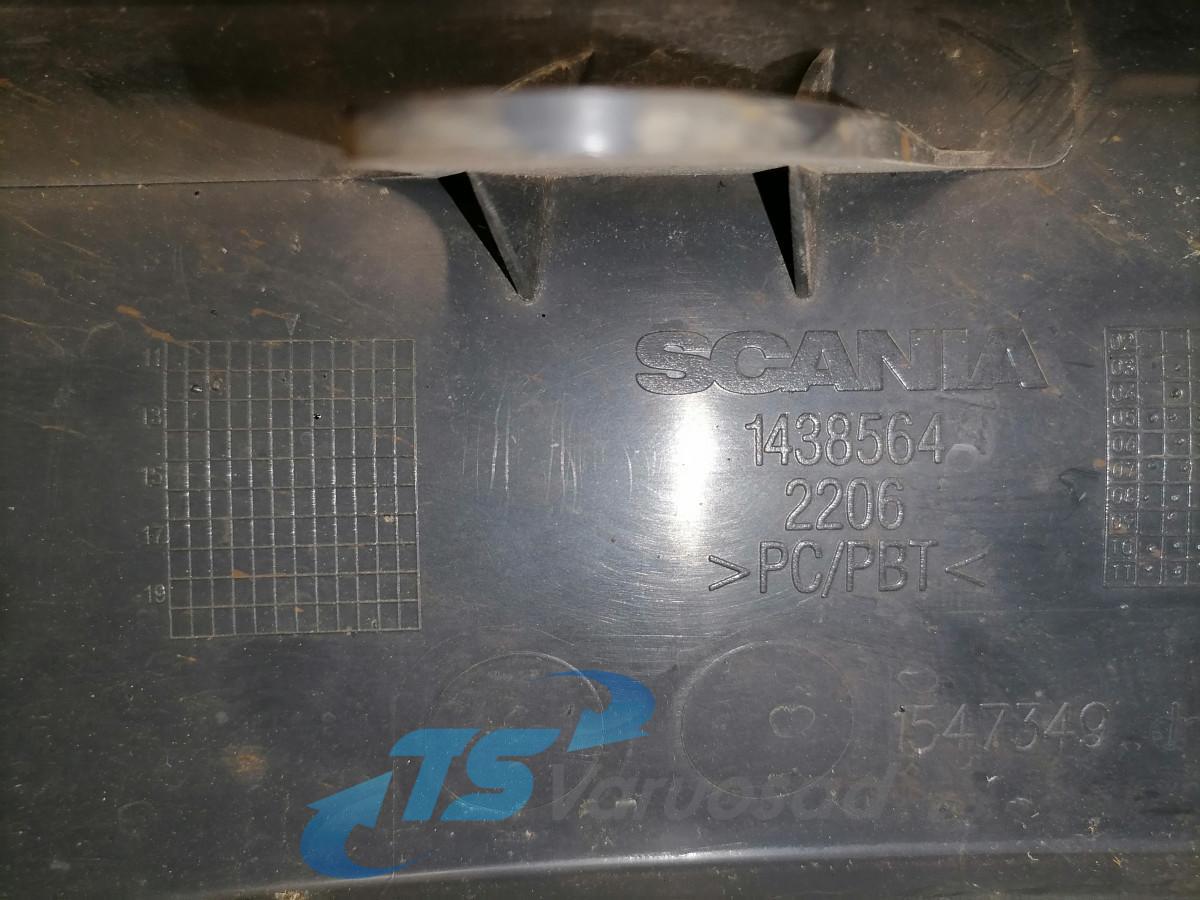 Scania esitule pealne plastik, parem