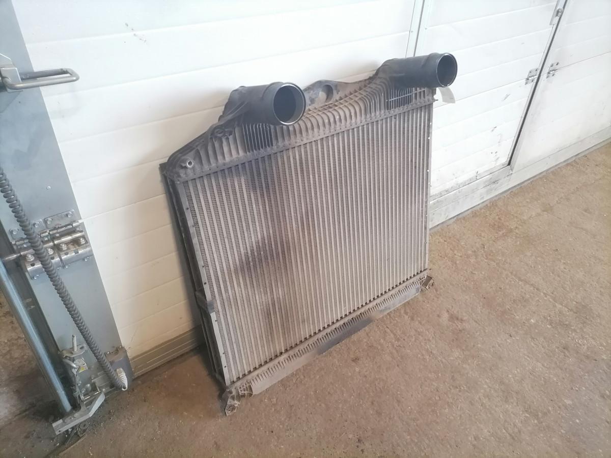 Intercooler radiaator