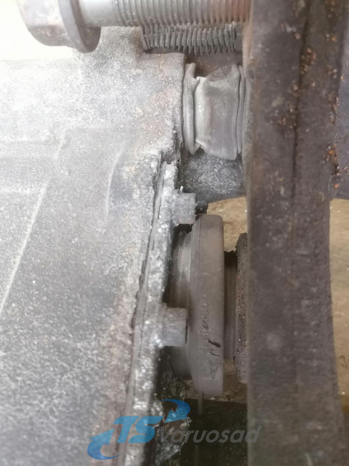 Pidurisadul esisild, vasak