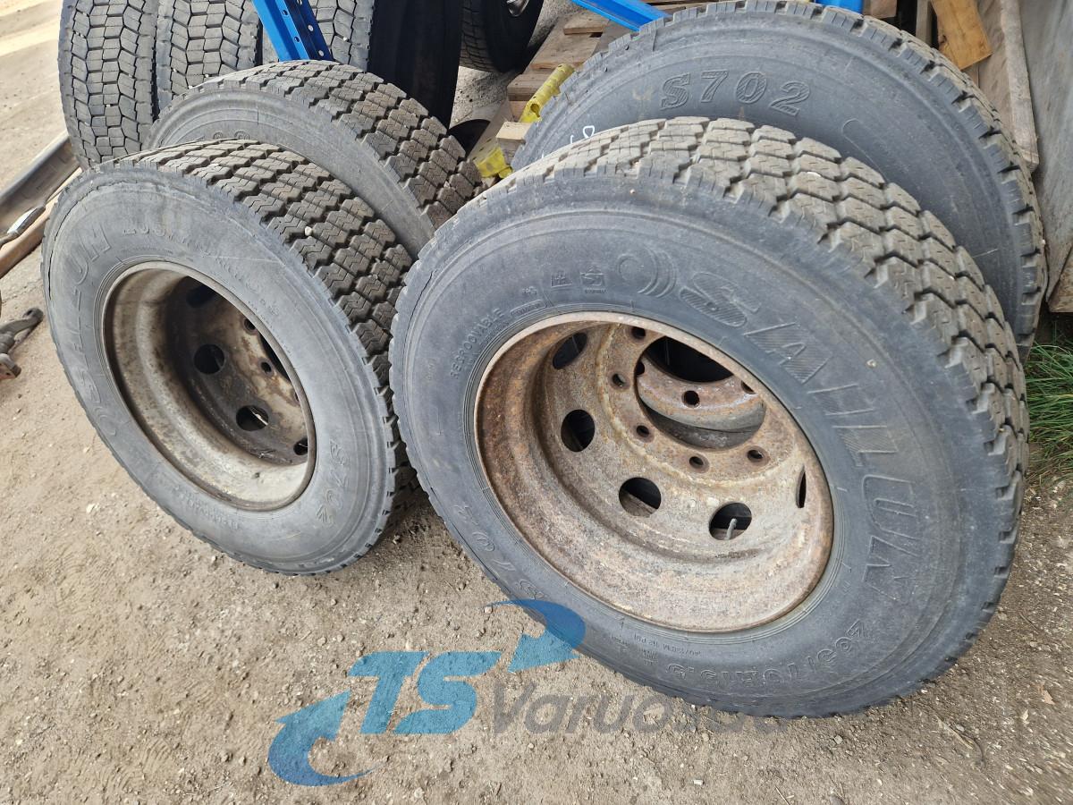 Rehvid + veljed 265/70R19,5