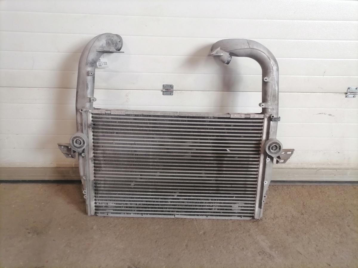 Intercooler radiaator