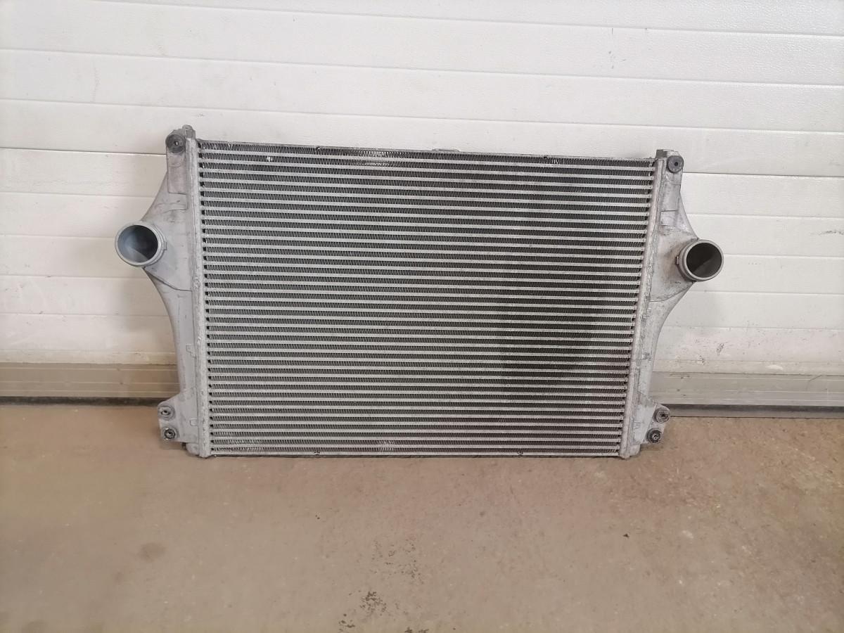 Intercooler radiaator