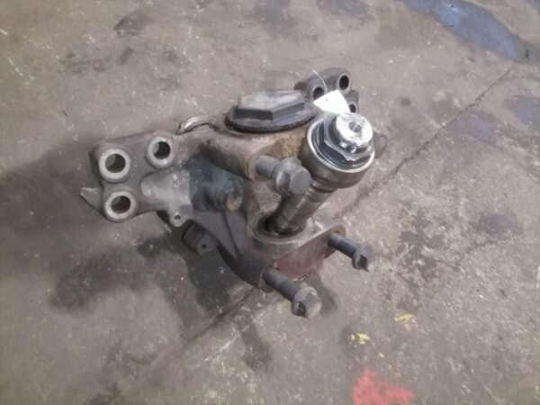 Volvo käändtelg