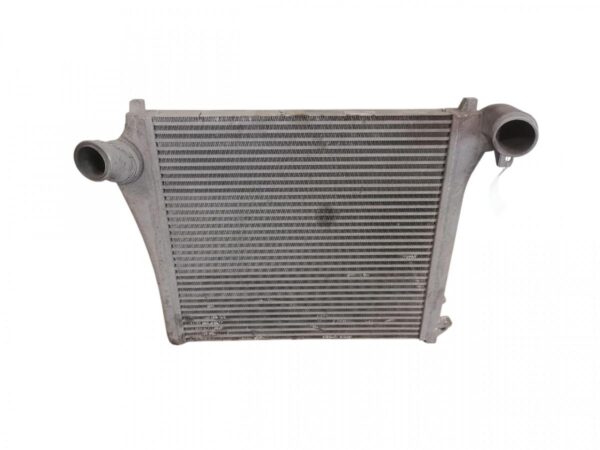 Intercooler radiaator