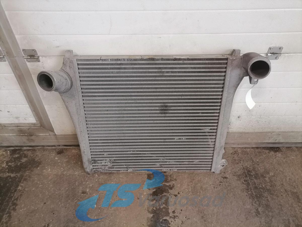 Intercooler radiaator