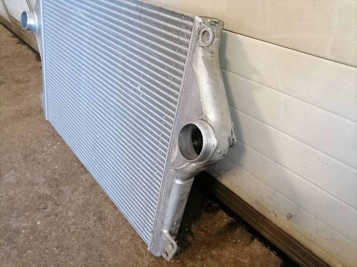 Intercooler radiaator