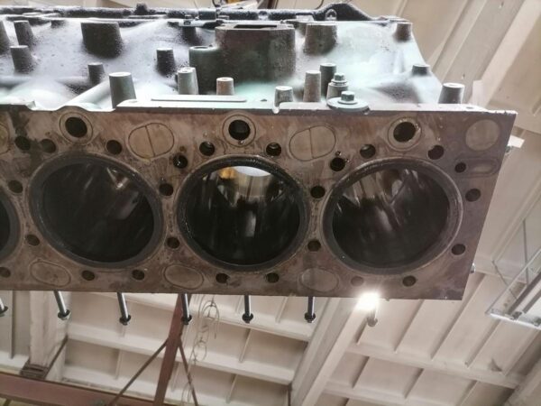 Mootoriplokk Volvo D13K500