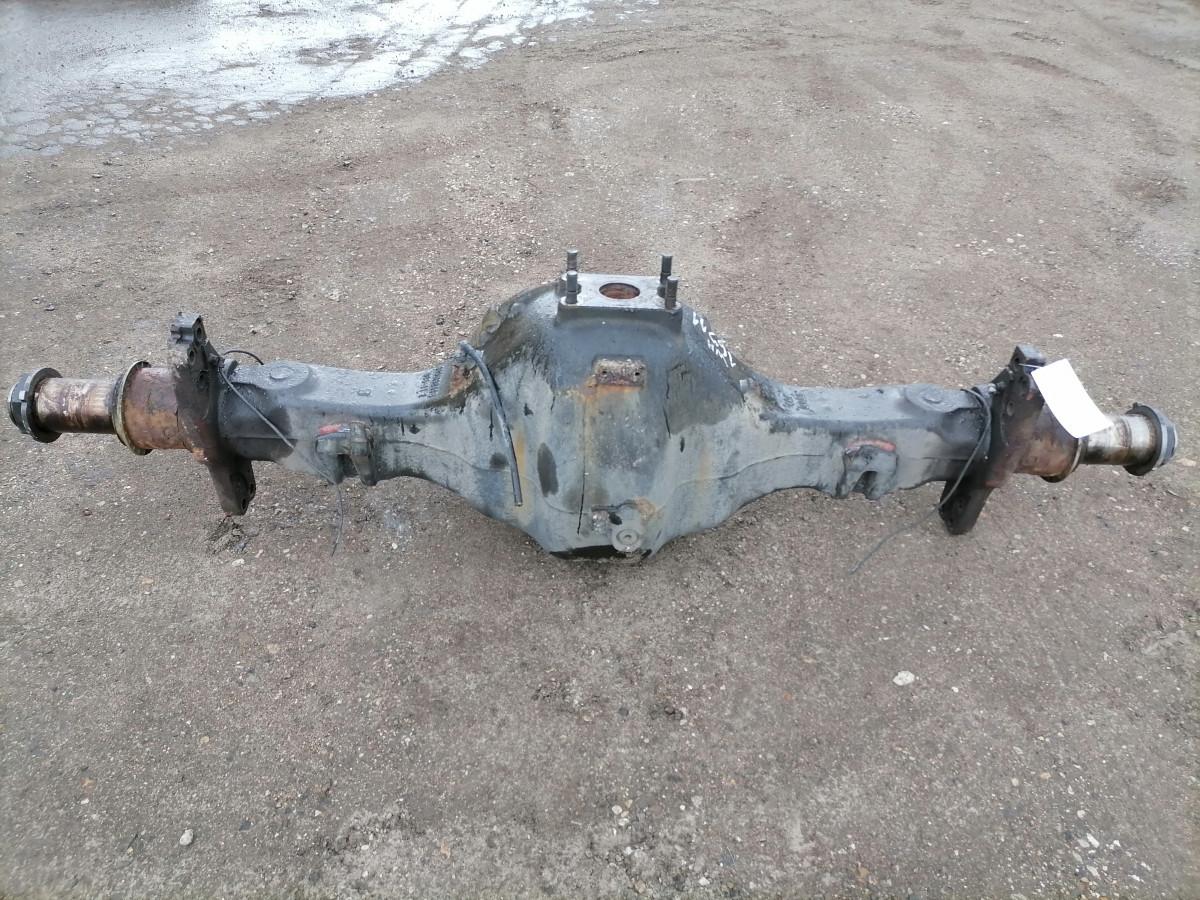 Volvo veosilla tala