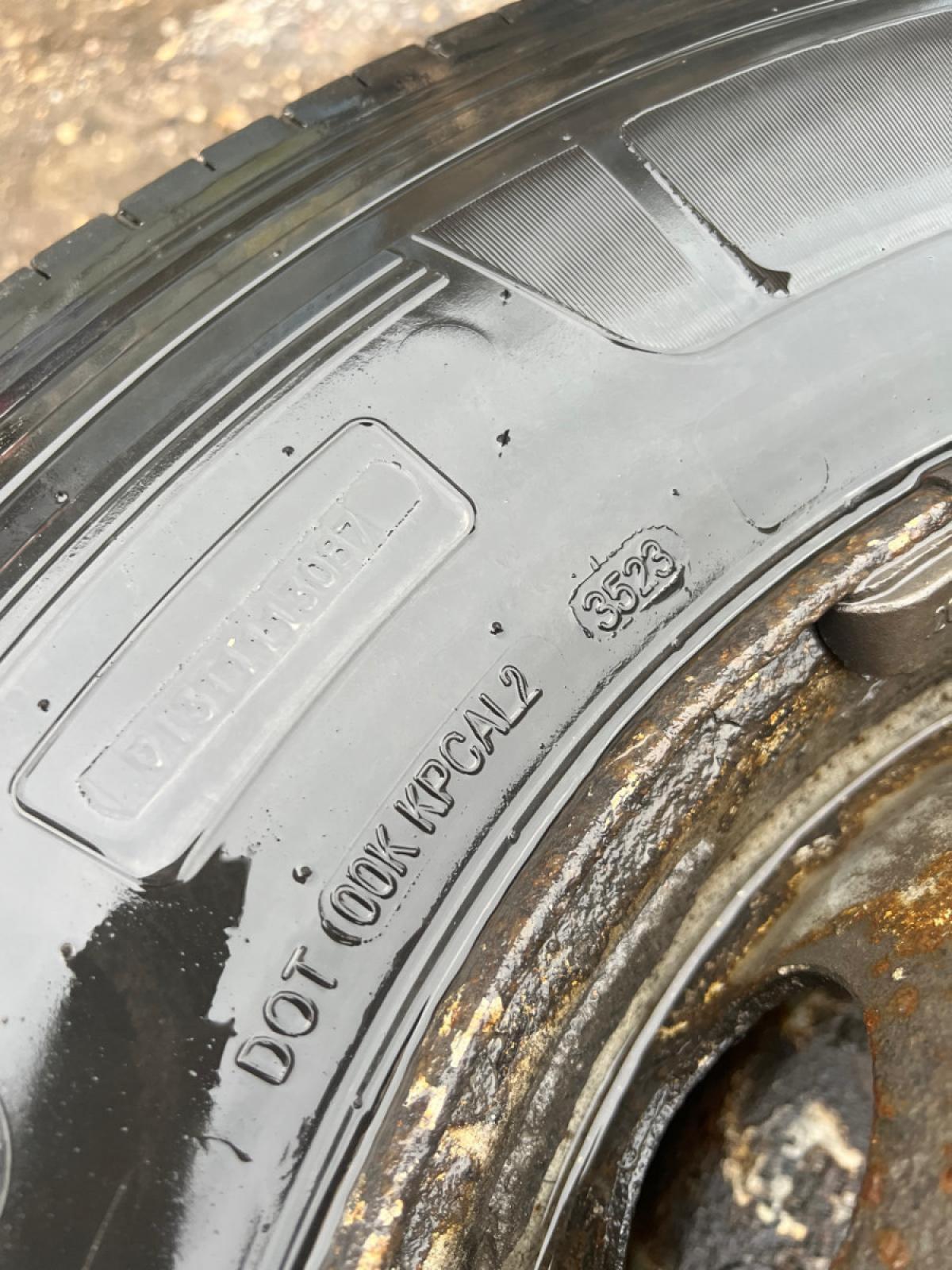 Trazano 285/70R19.5