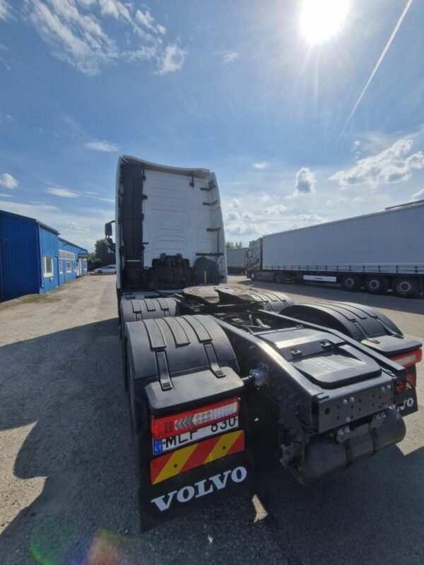 VOLVO FH 6×2