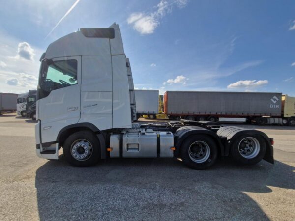VOLVO FH 6×2